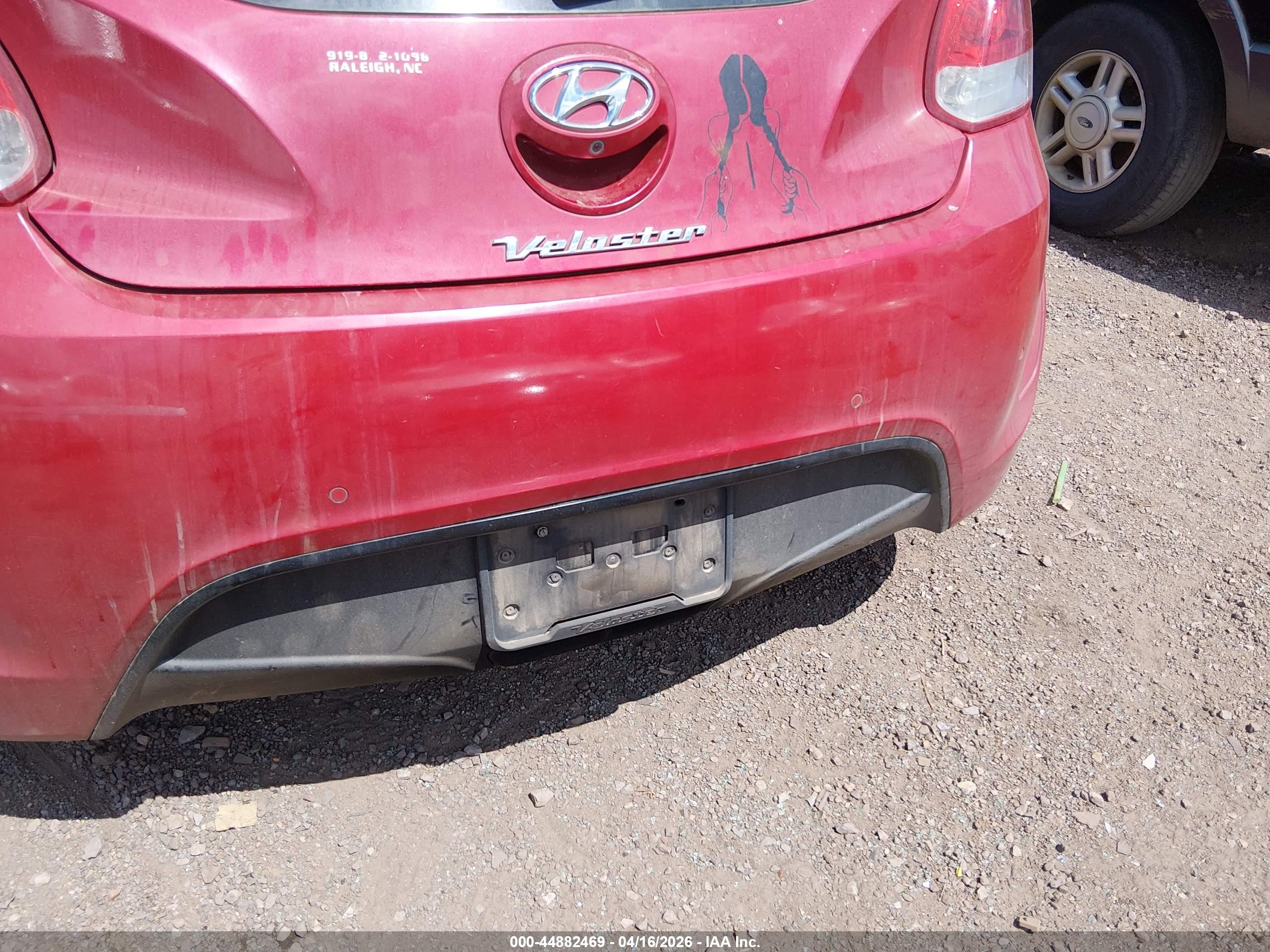 HYUNDAI VELOSTER image 6