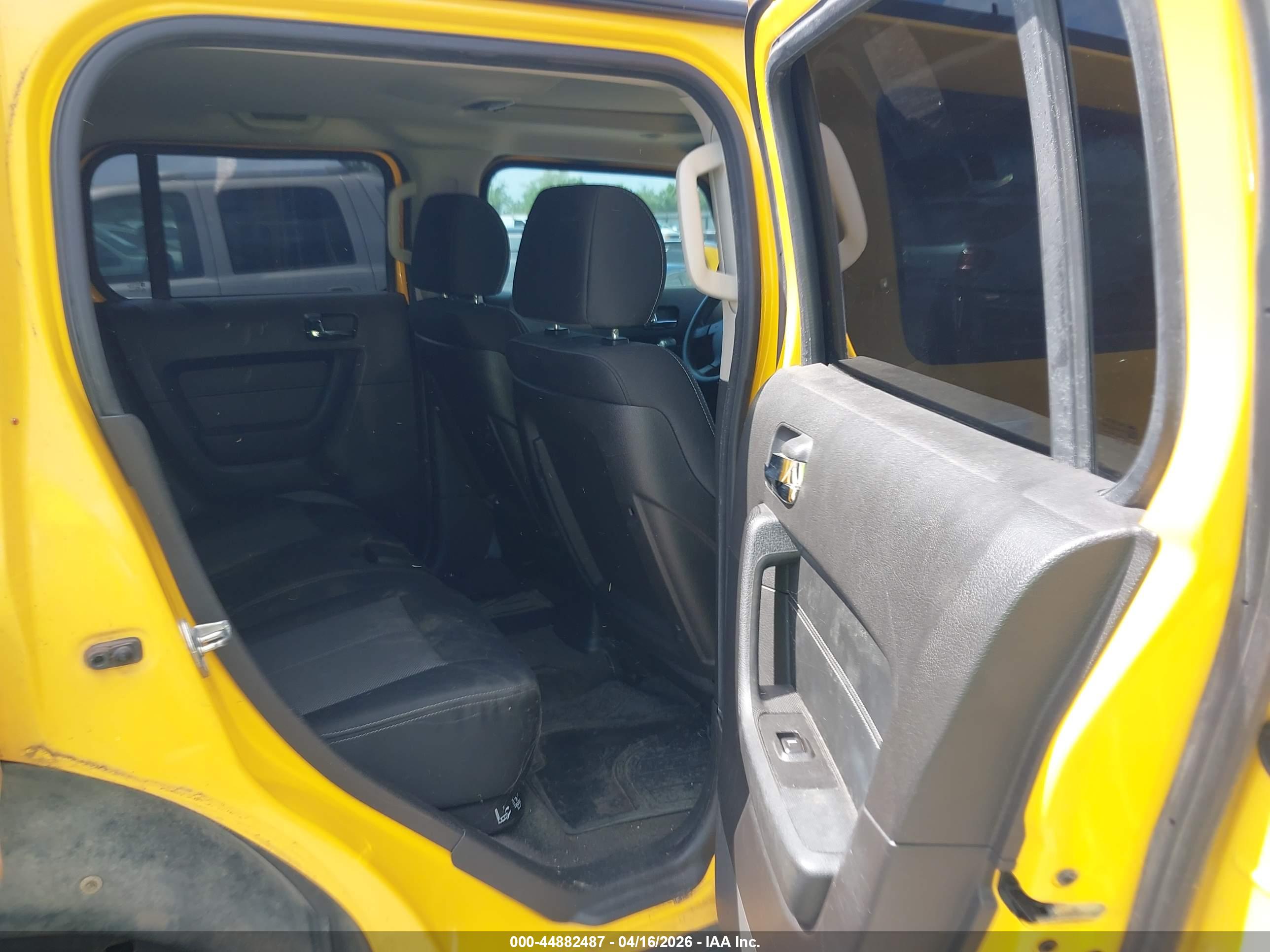 HUMMER H3 image 8