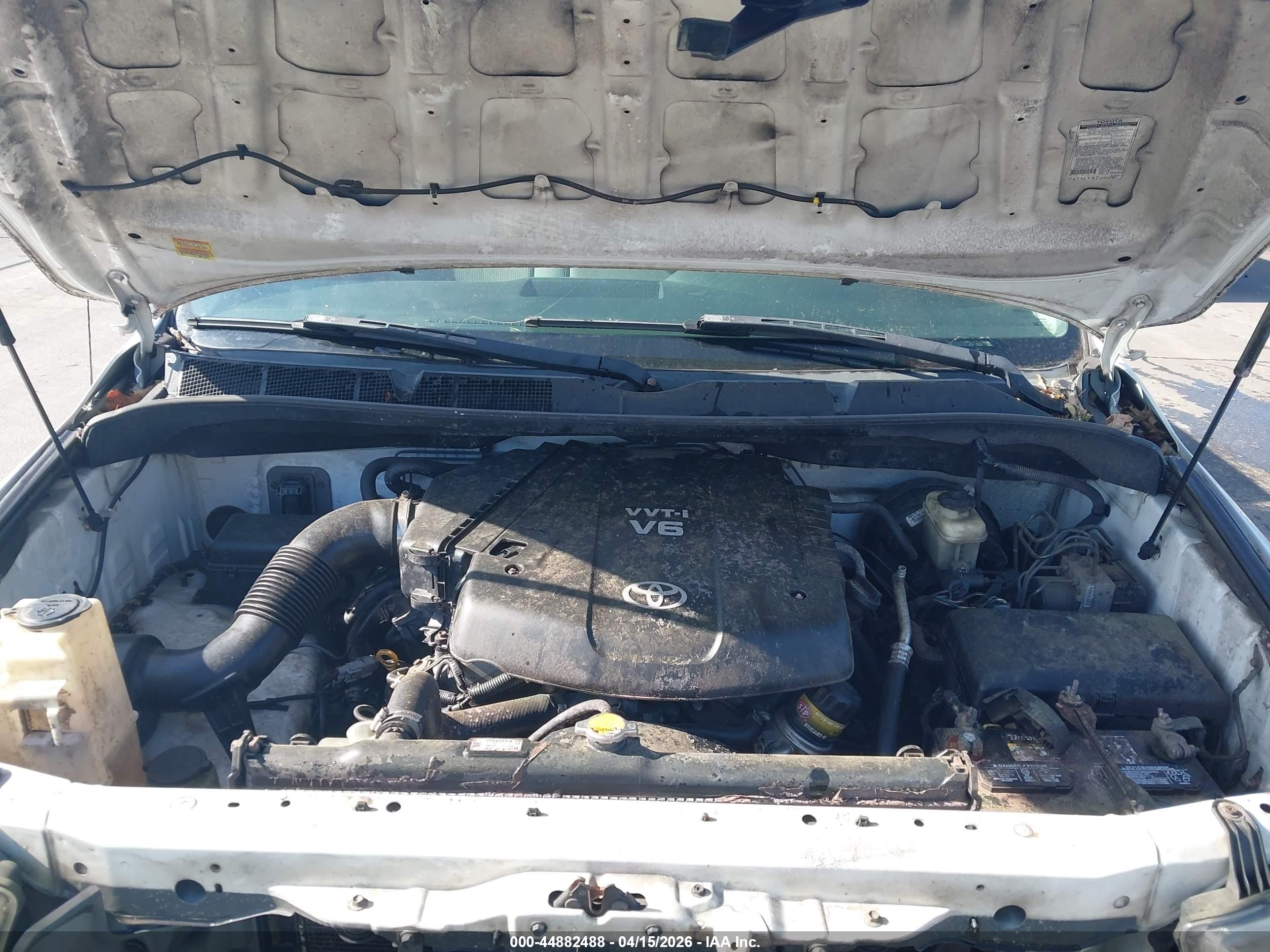 TOYOTA TUNDRA image 10