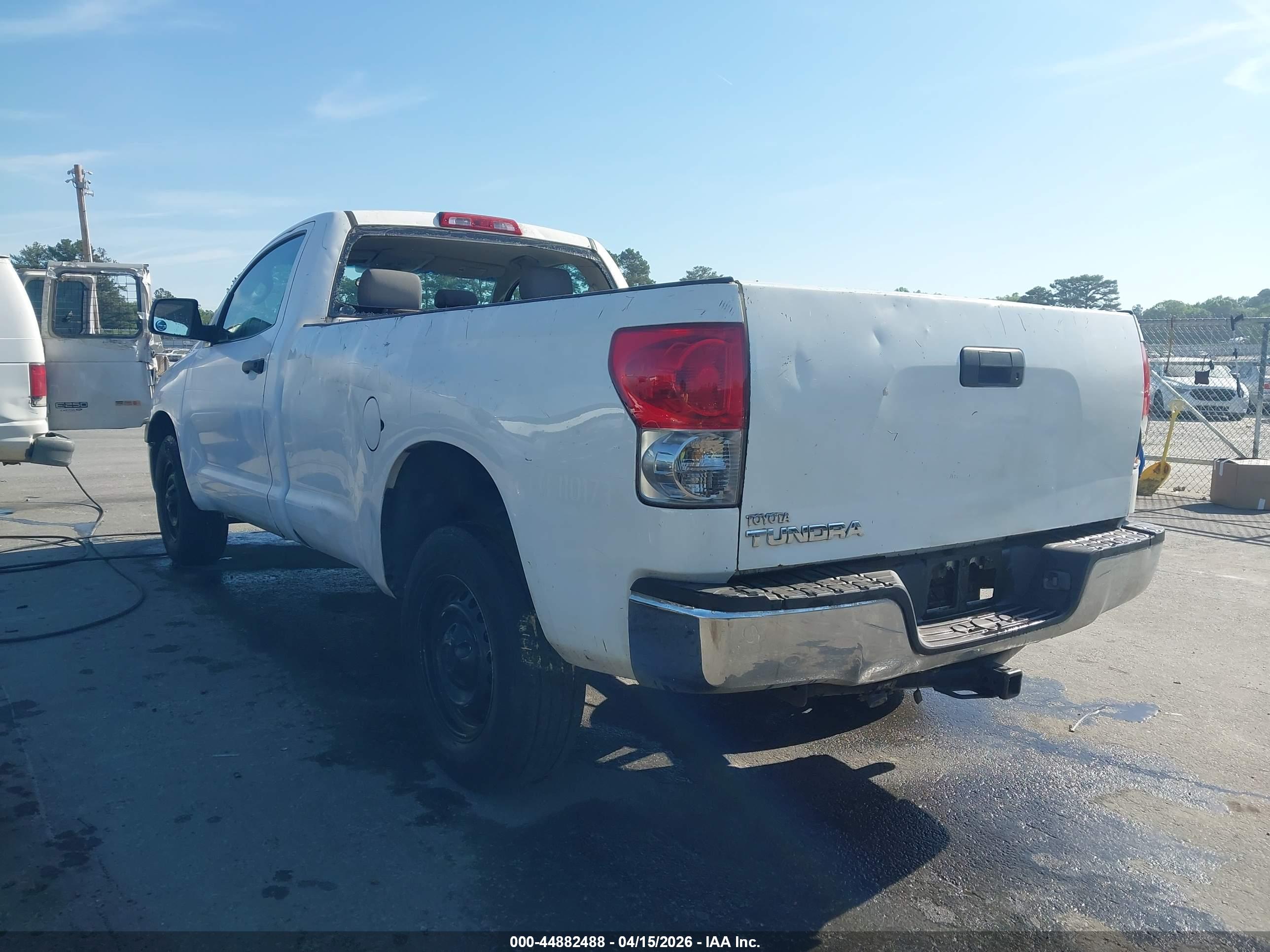 TOYOTA TUNDRA image 3