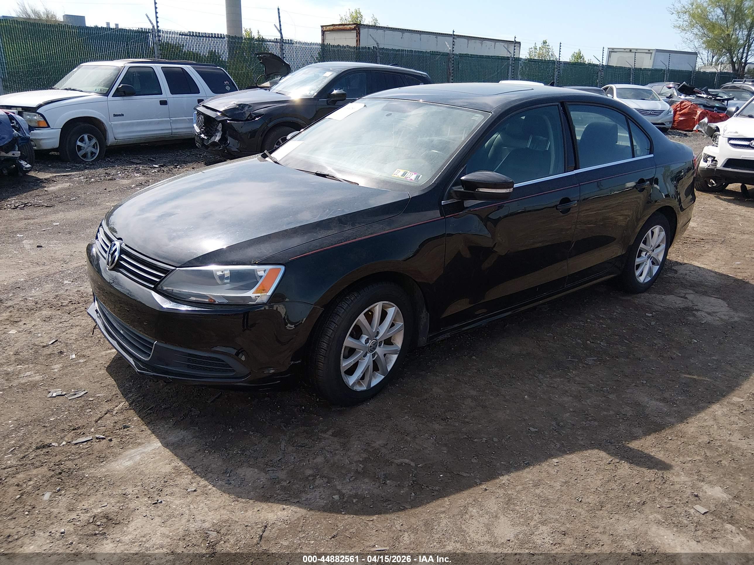 VOLKSWAGEN JETTA image 2