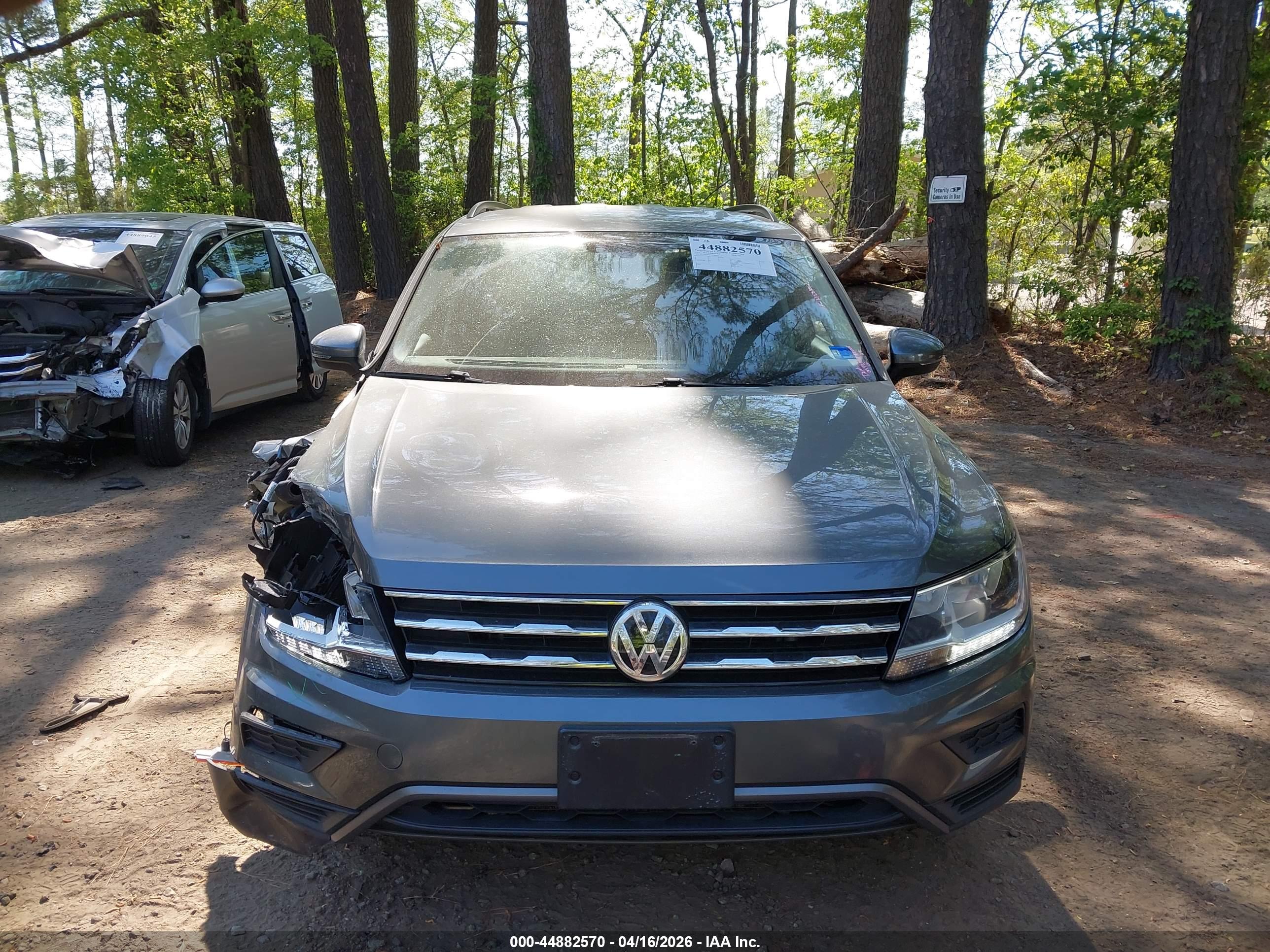 VOLKSWAGEN TIGUAN image 6