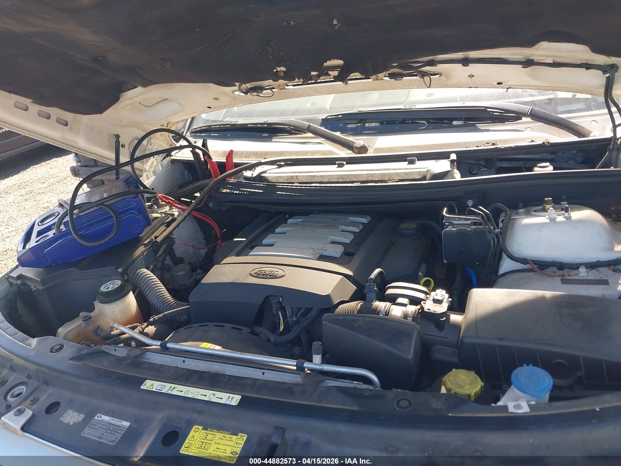LAND ROVER image 10