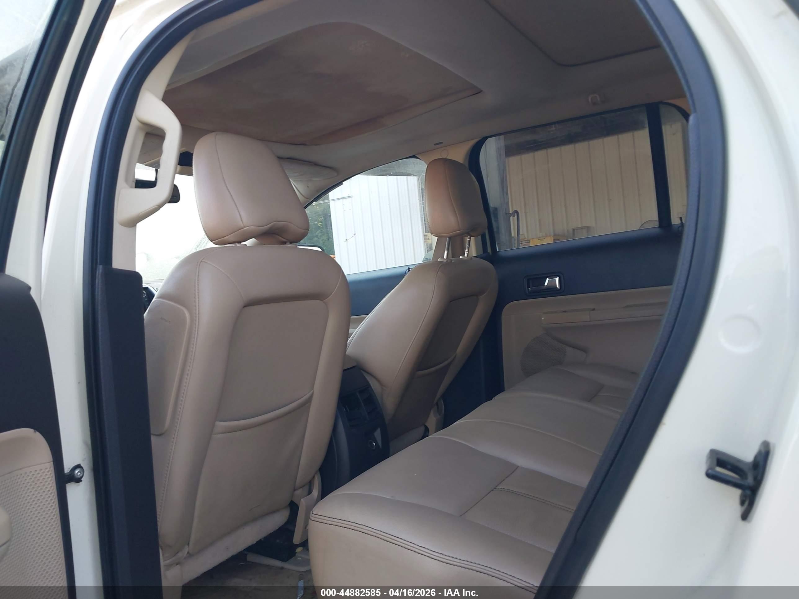 FORD EDGE image 8