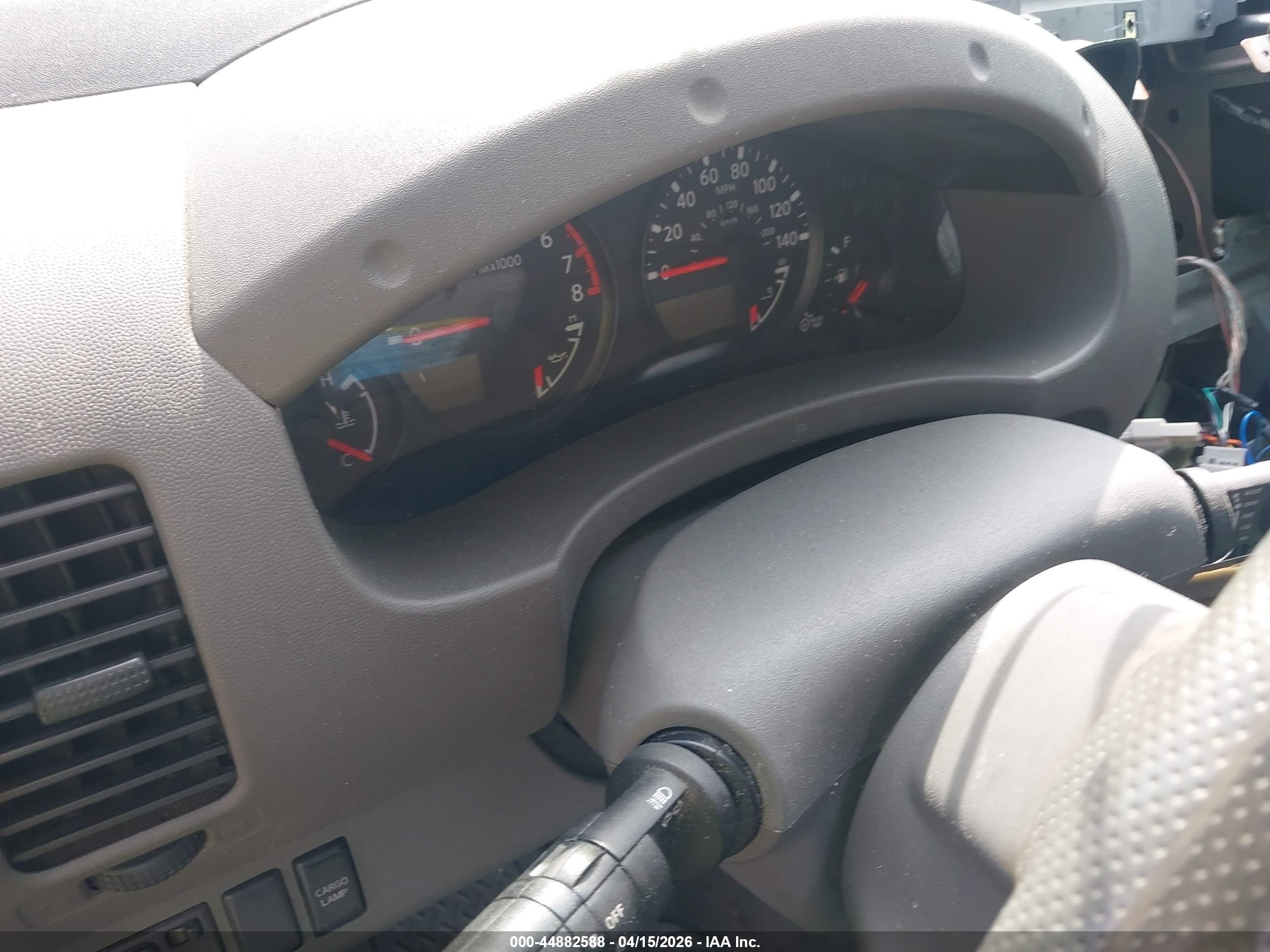 NISSAN FRONTIER image 7