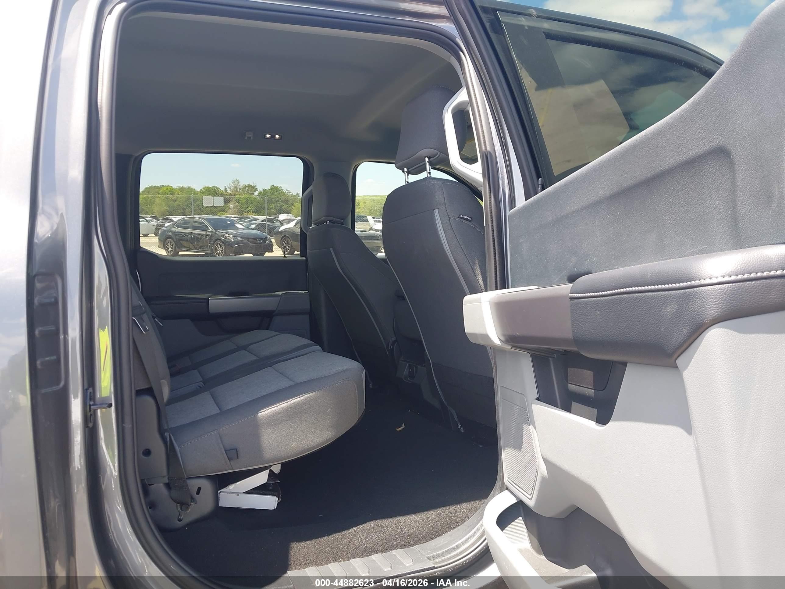 FORD F-250 image 8