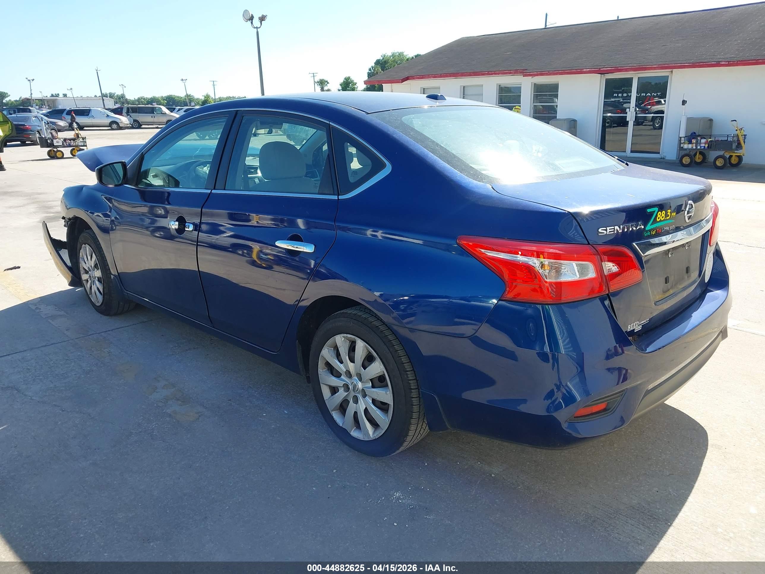 NISSAN SENTRA image 3