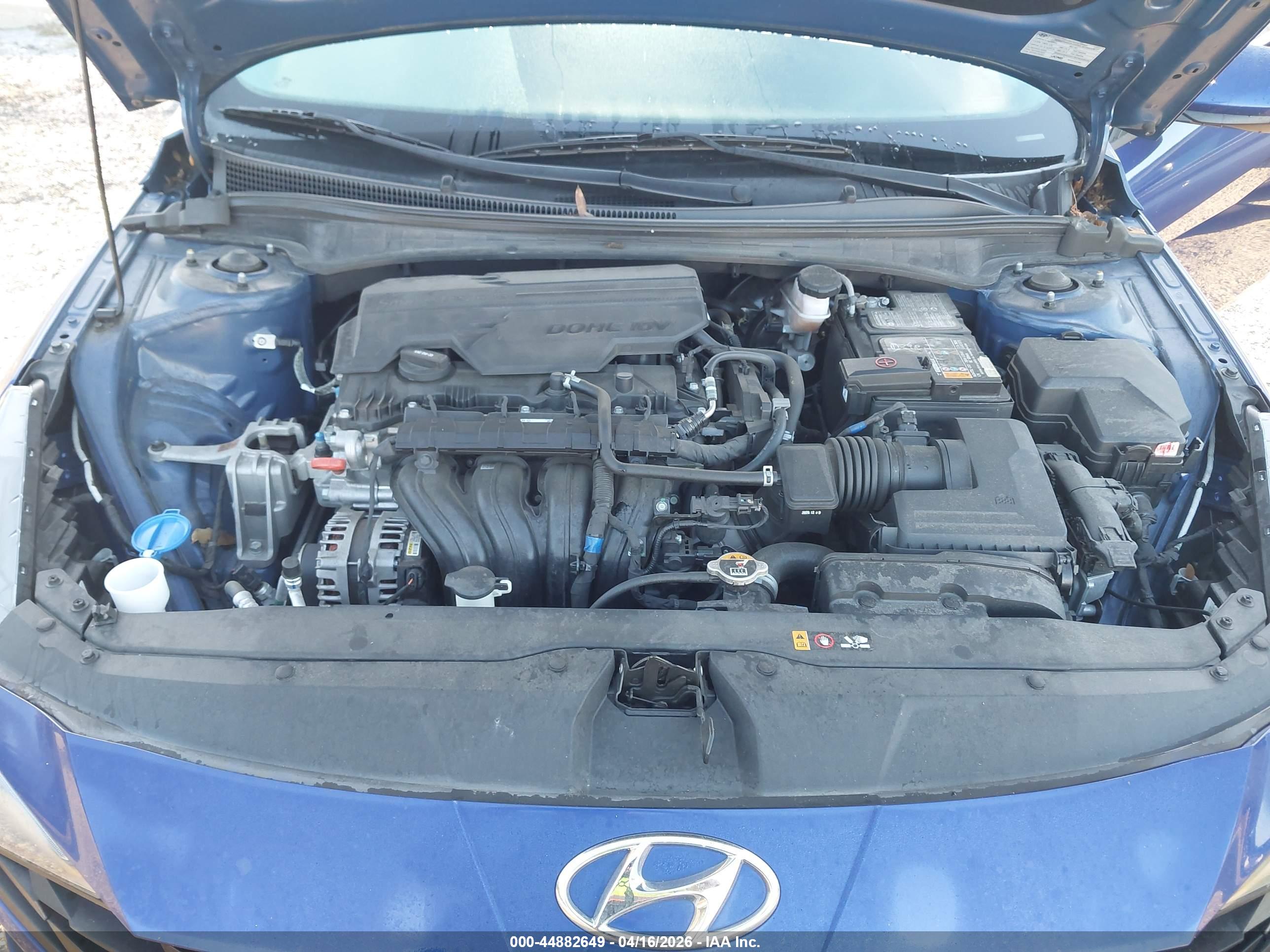 HYUNDAI ELANTRA image 10
