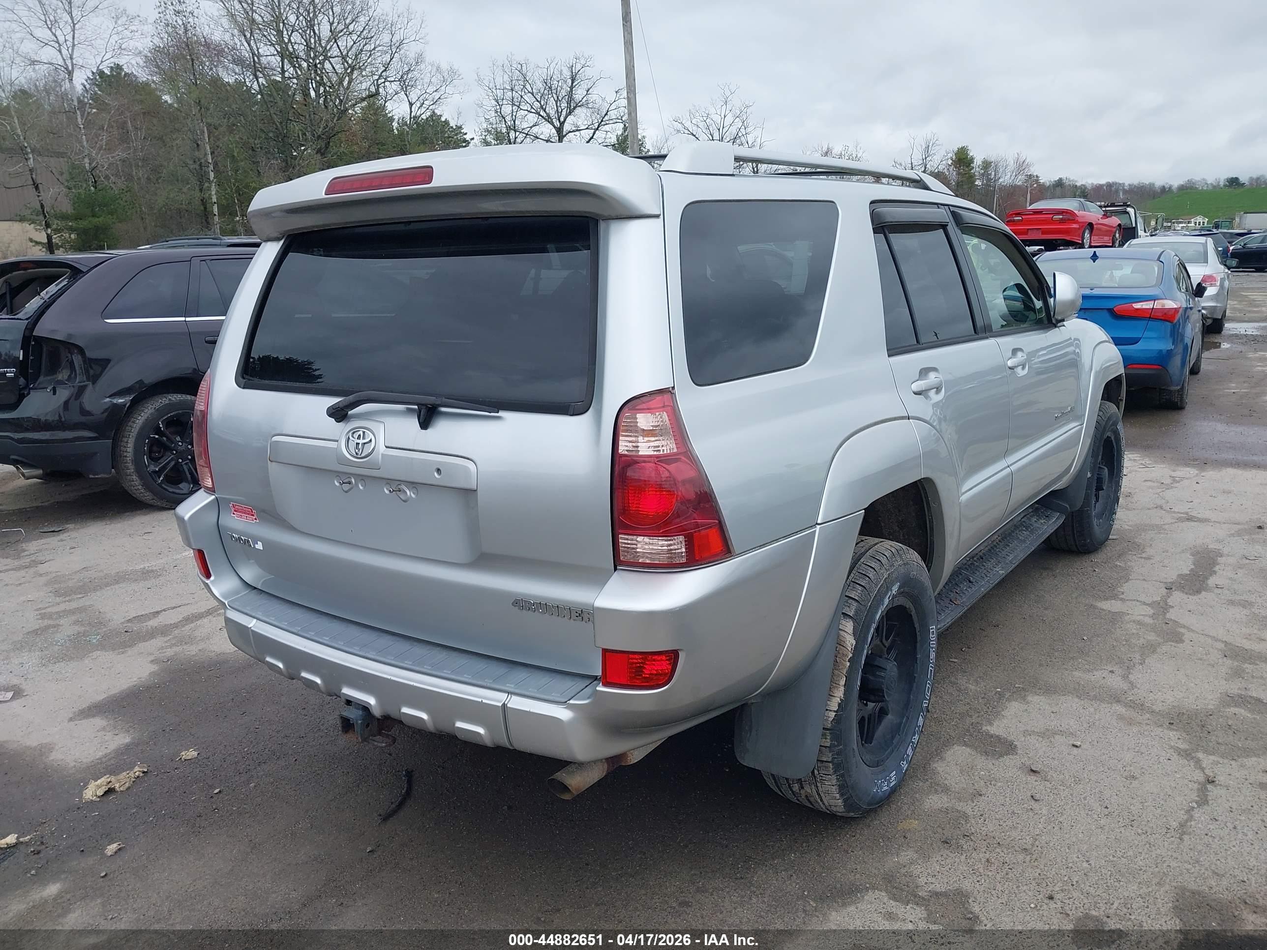 TOYOTA 4RUNNER image 4