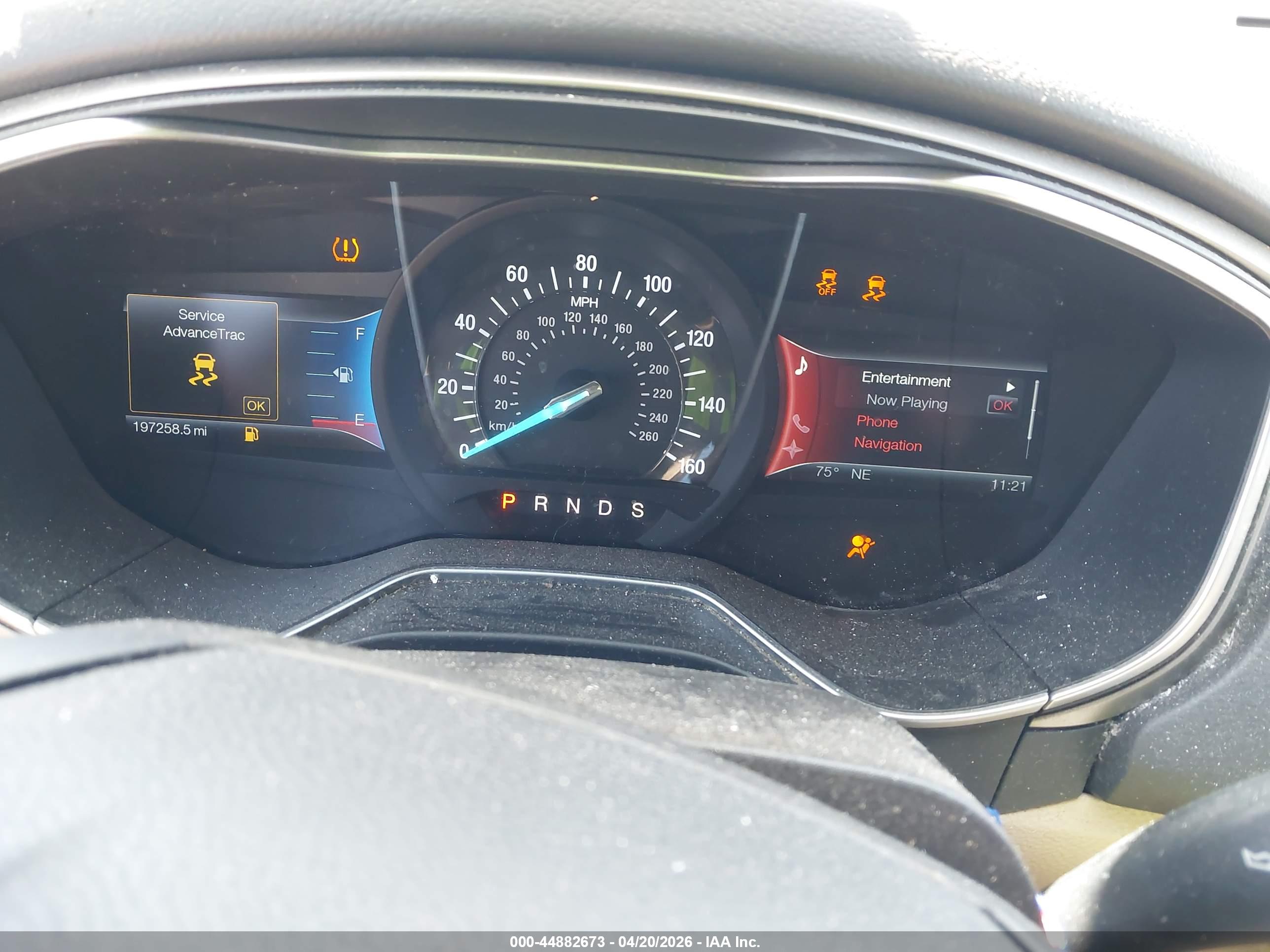 FORD FUSION image 7