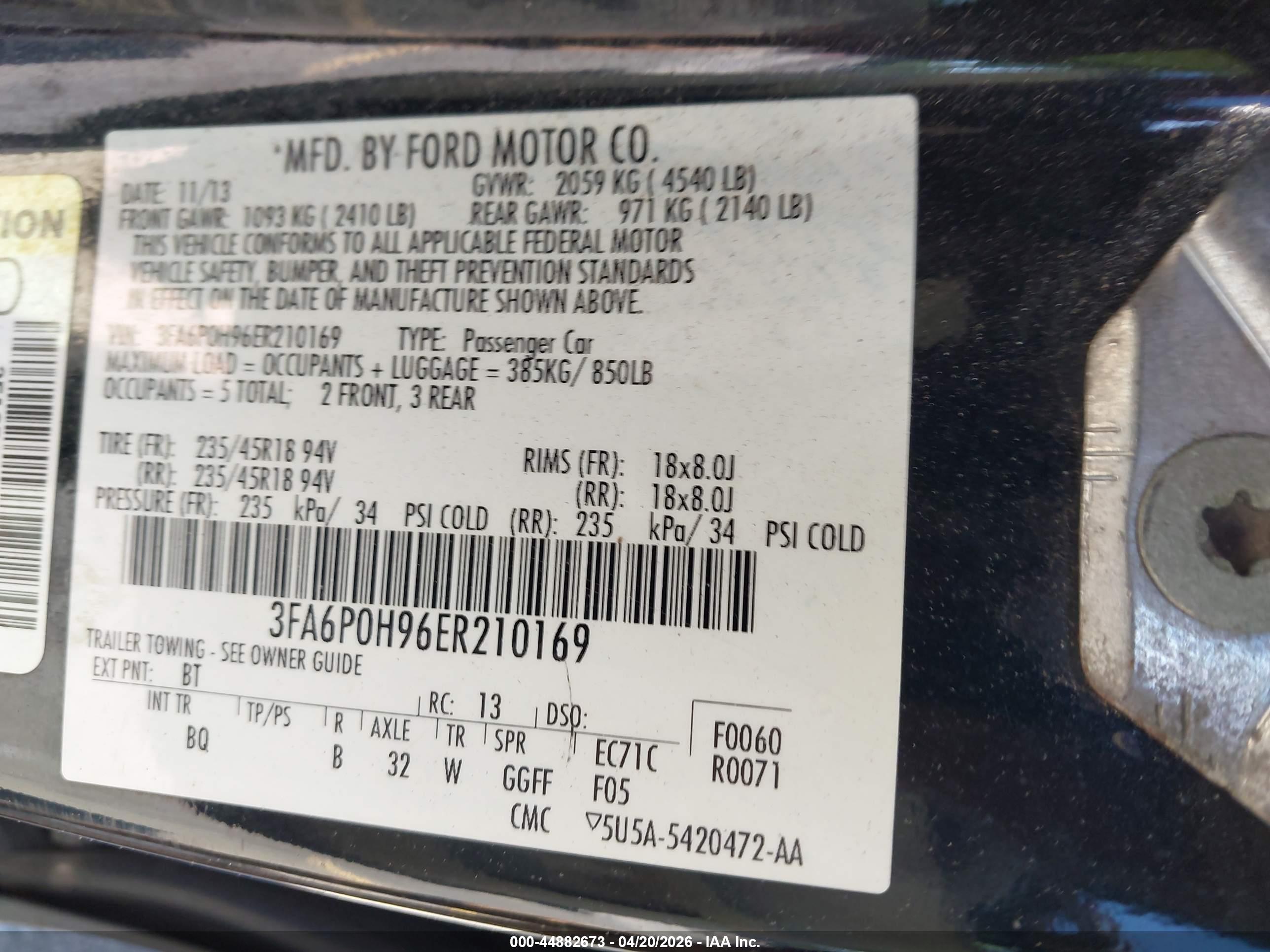 FORD FUSION image 9