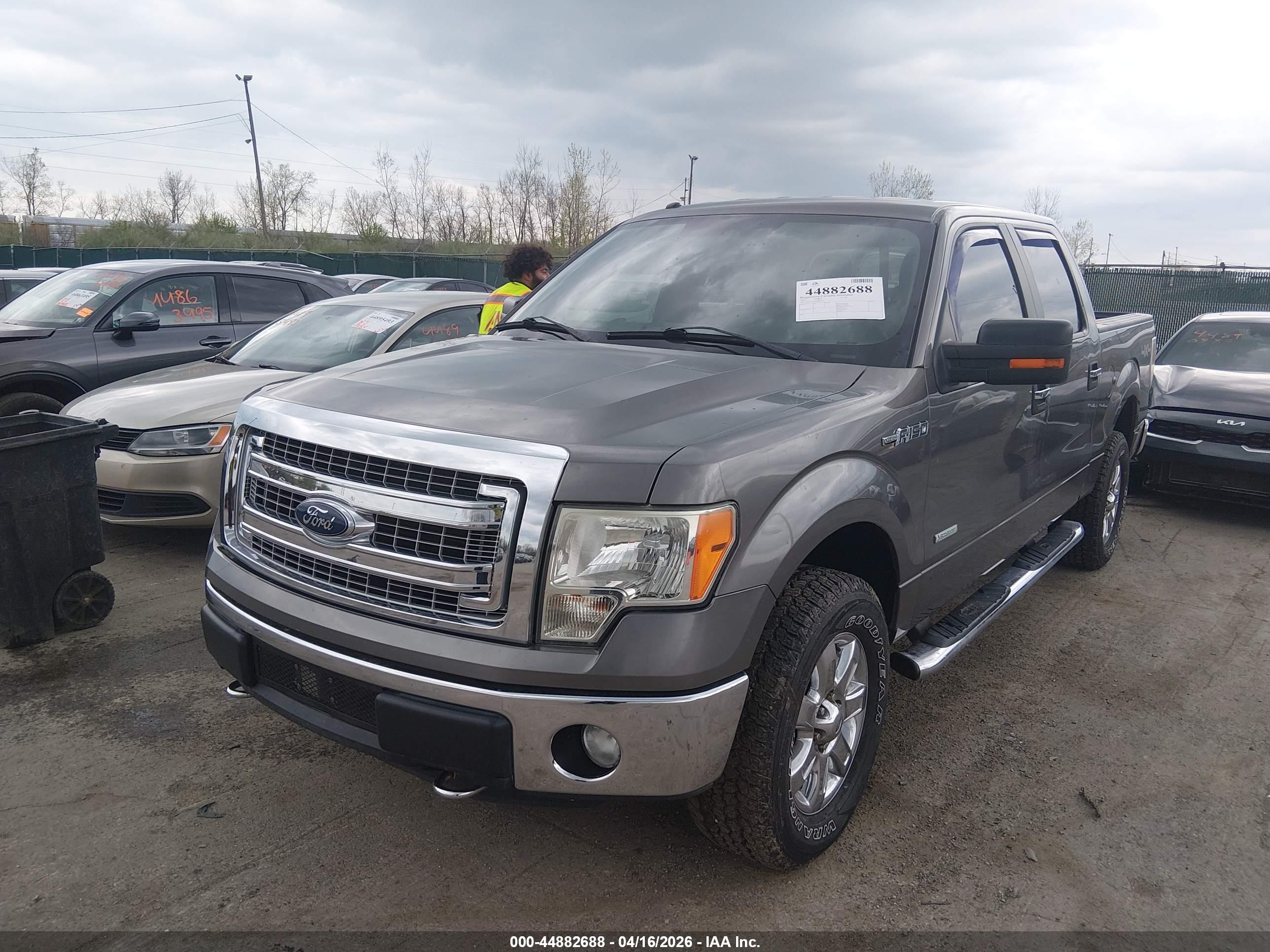 FORD F-150 image 2