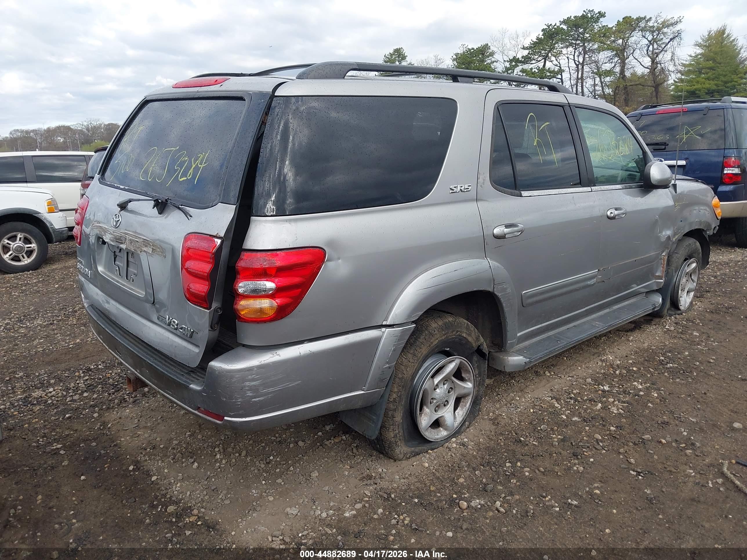 TOYOTA SEQUOIA image 4