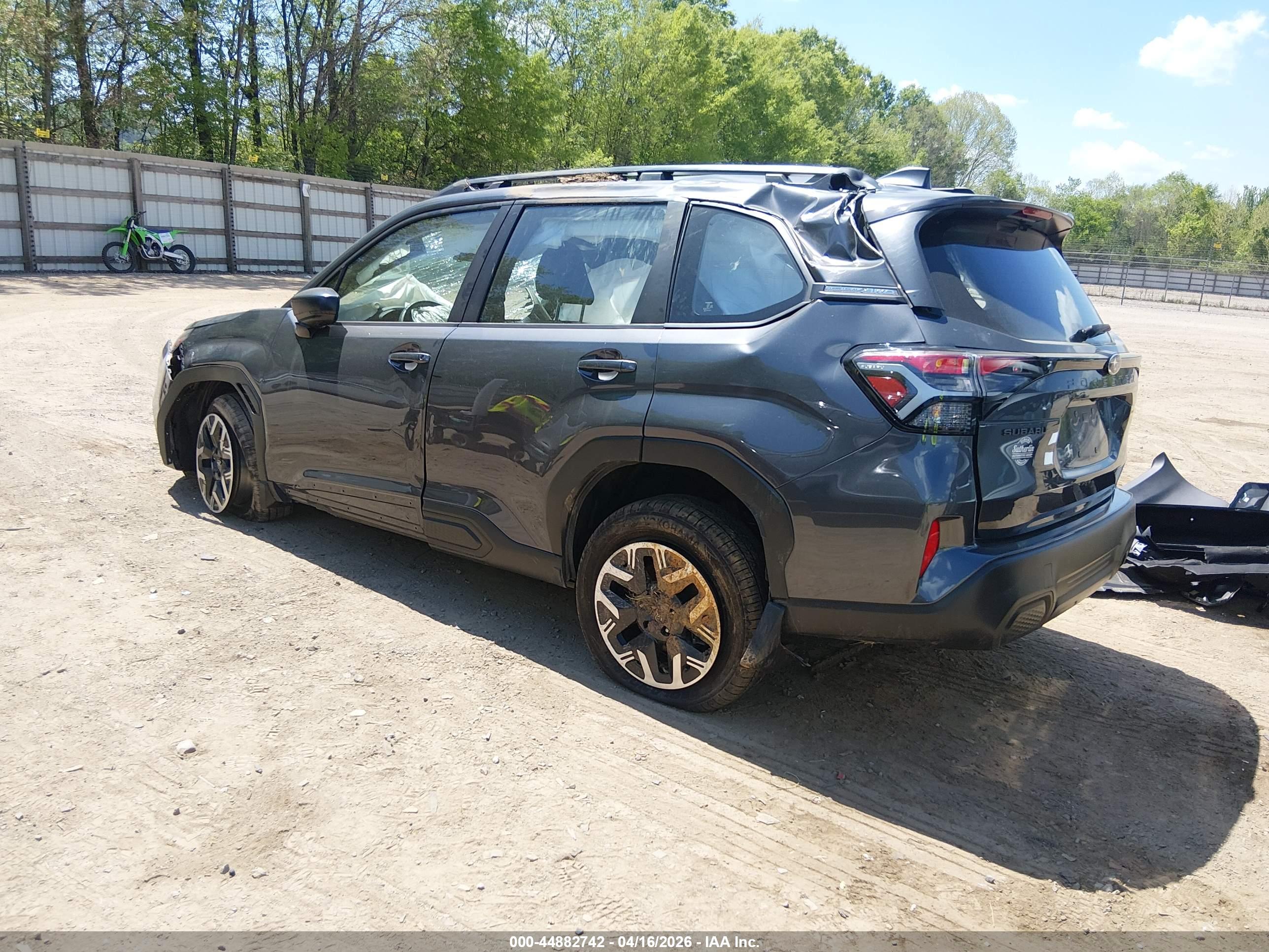 SUBARU FORESTER image 3