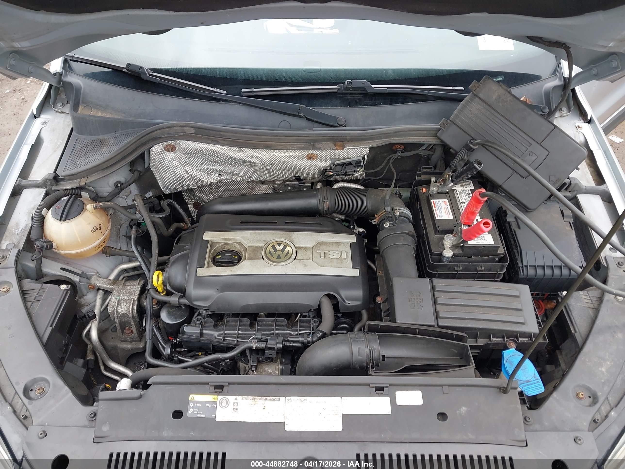 VOLKSWAGEN TIGUAN image 10