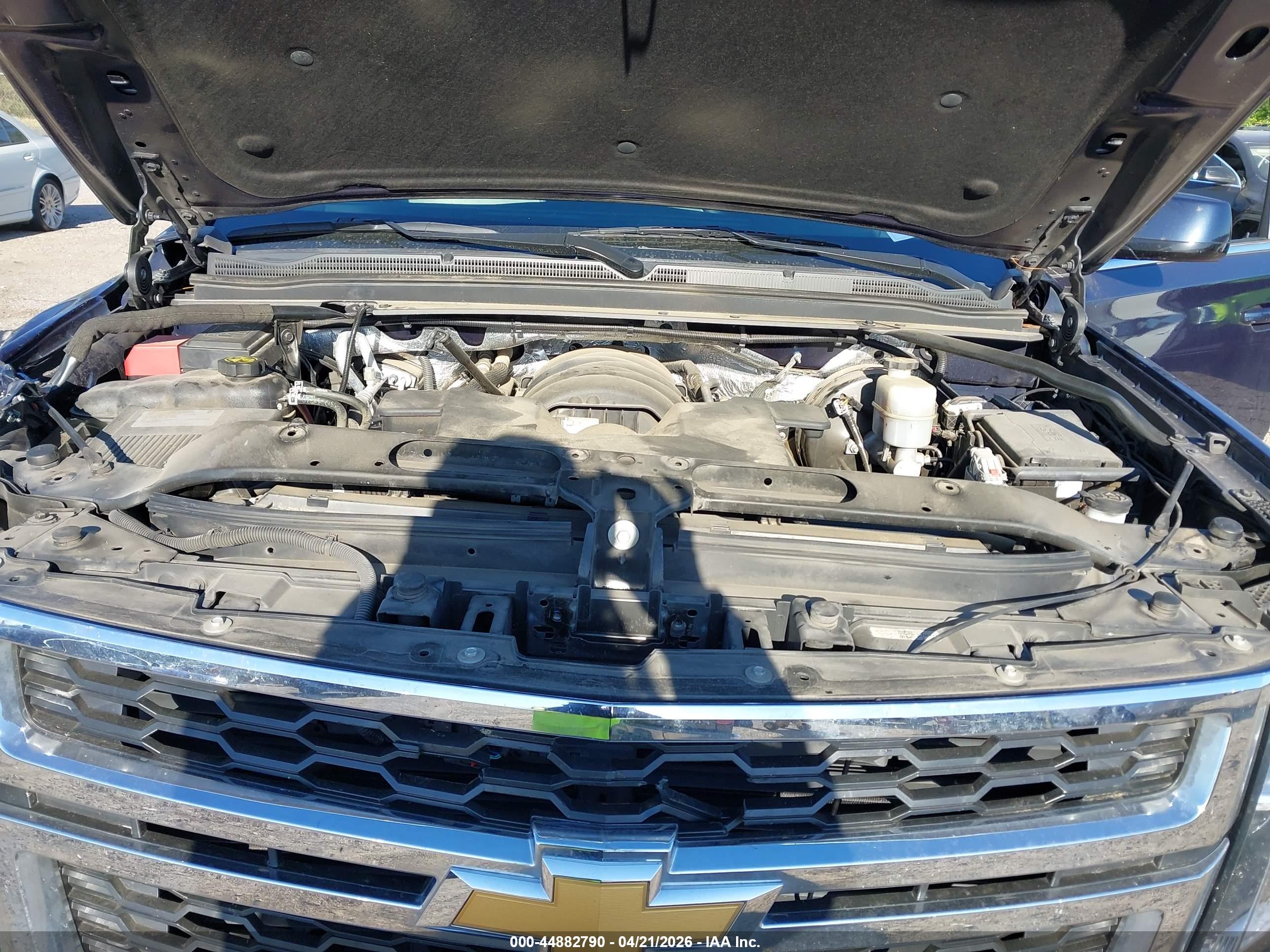 CHEVROLET TAHOE image 10