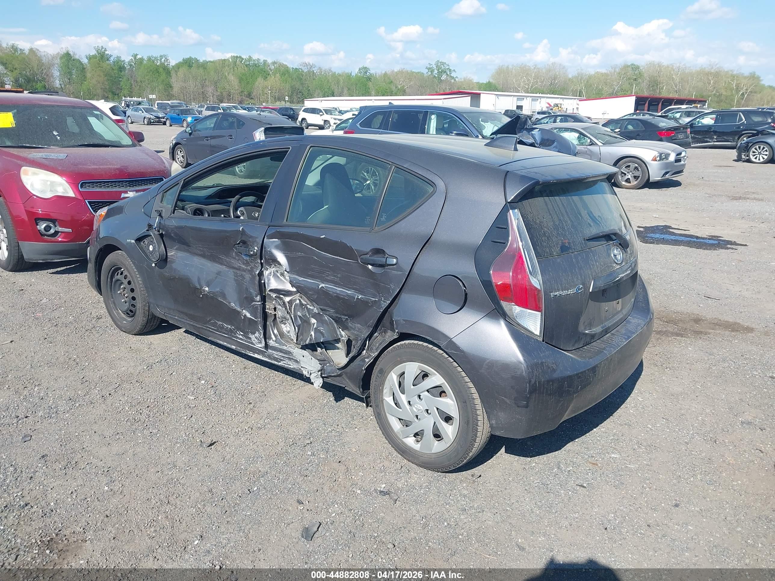 TOYOTA PRIUS image 3