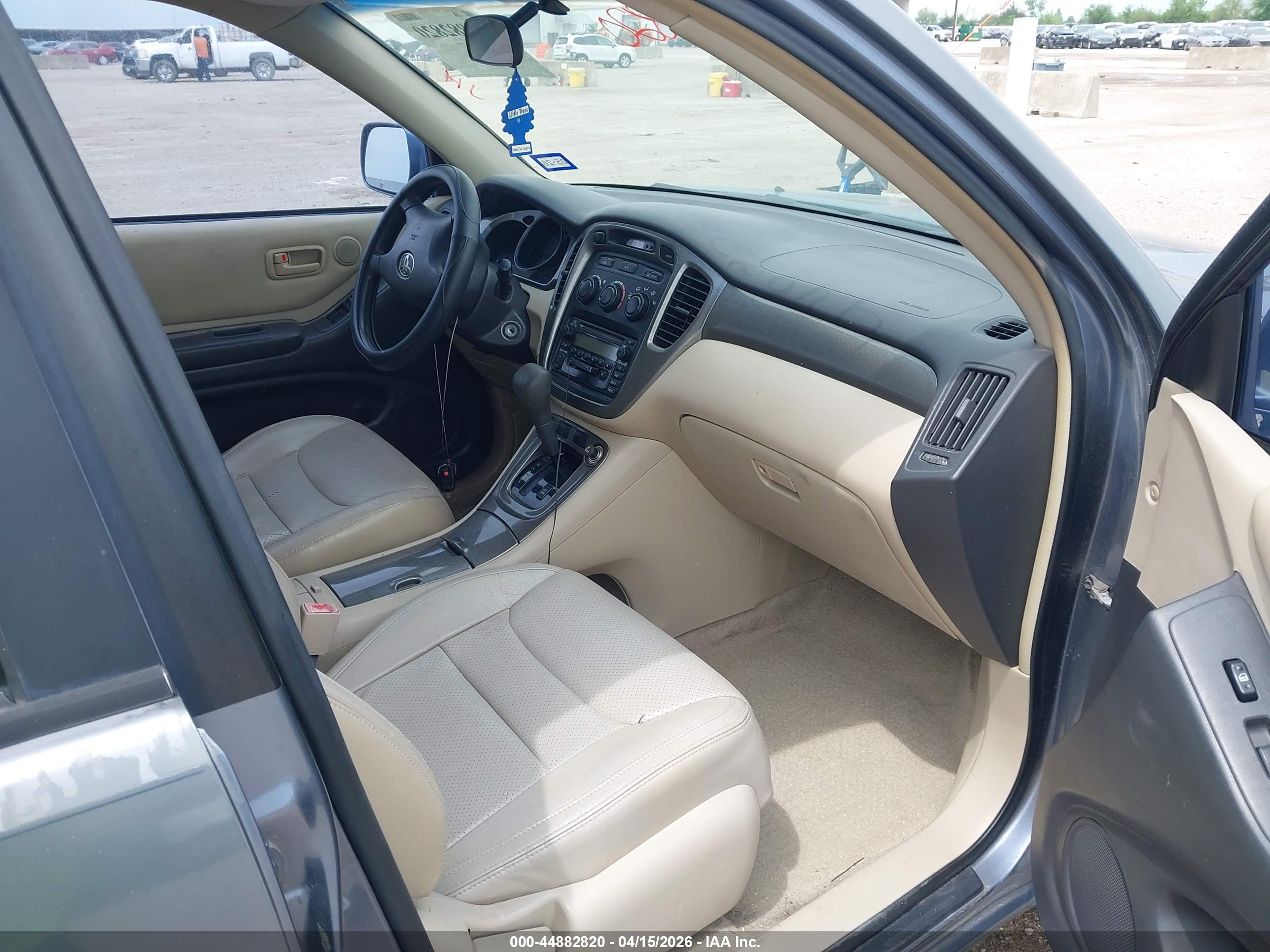 TOYOTA HIGHLANDER image 5