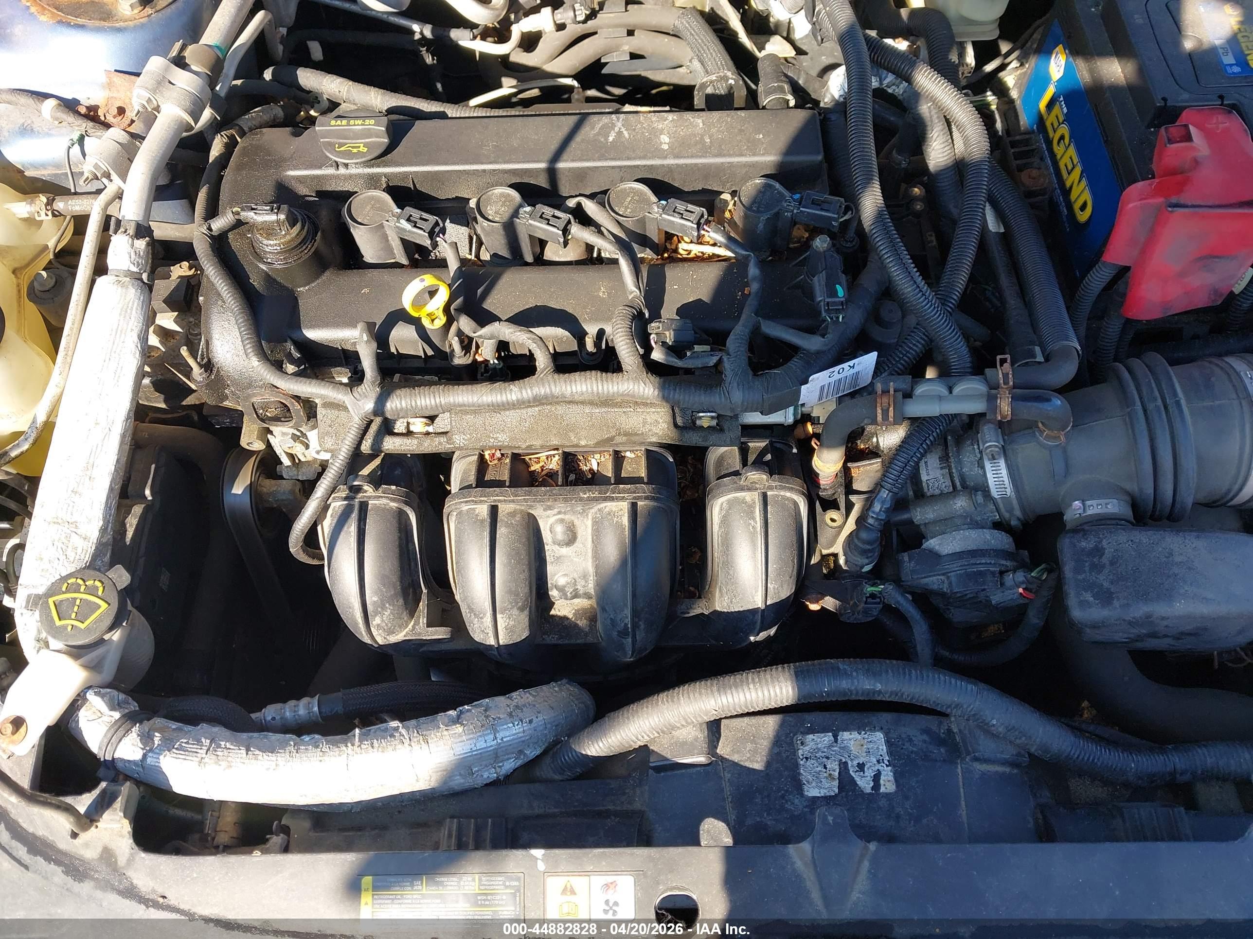 FORD FUSION image 10