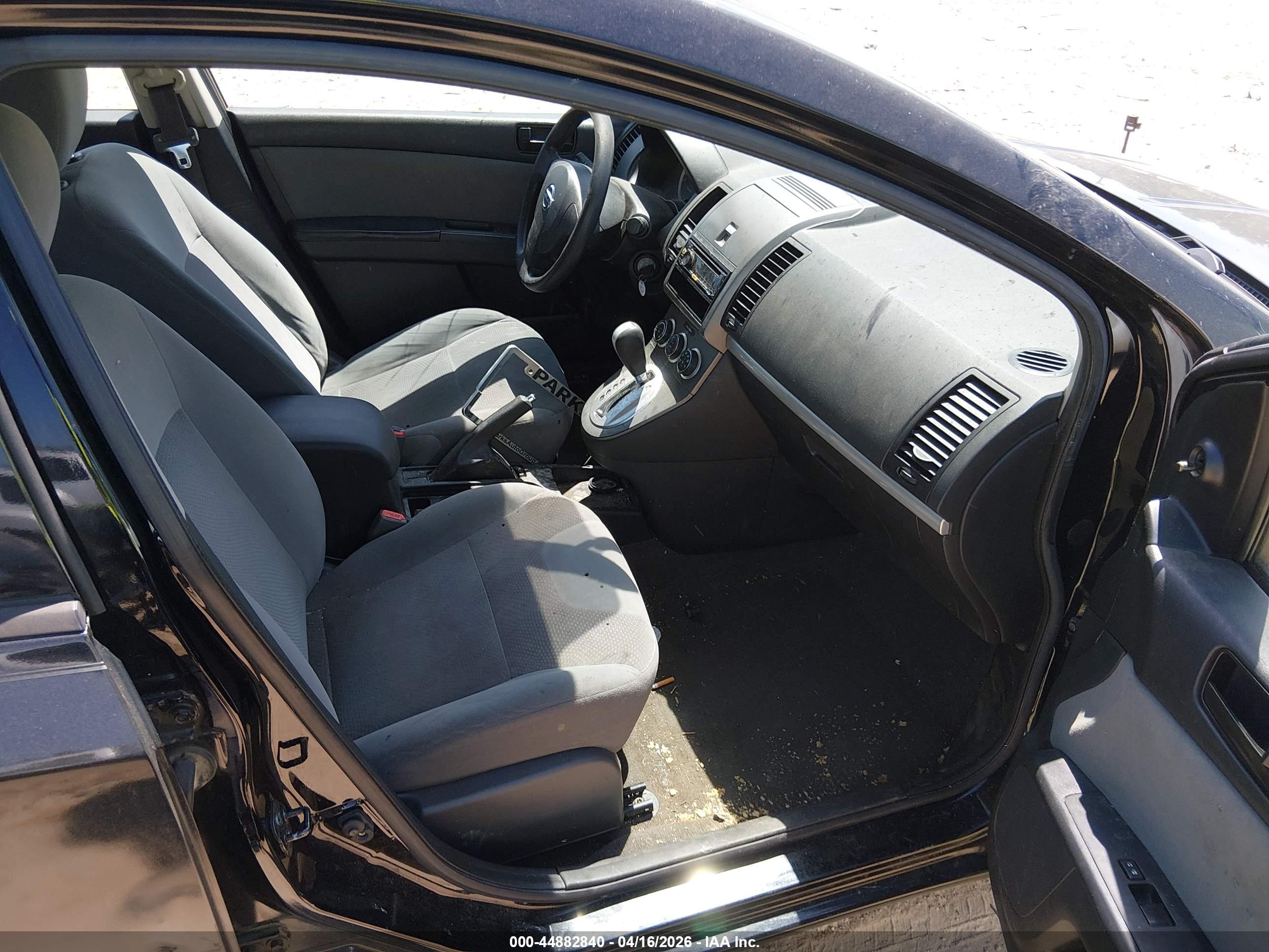 NISSAN SENTRA image 5
