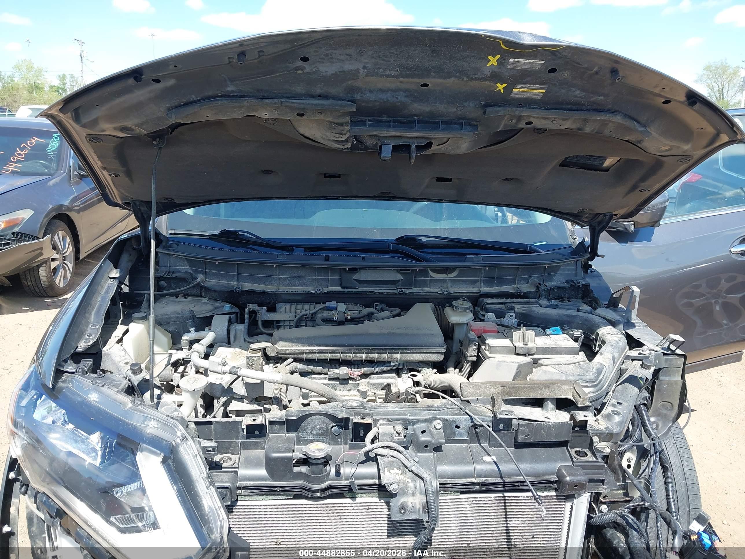 NISSAN ROGUE image 10