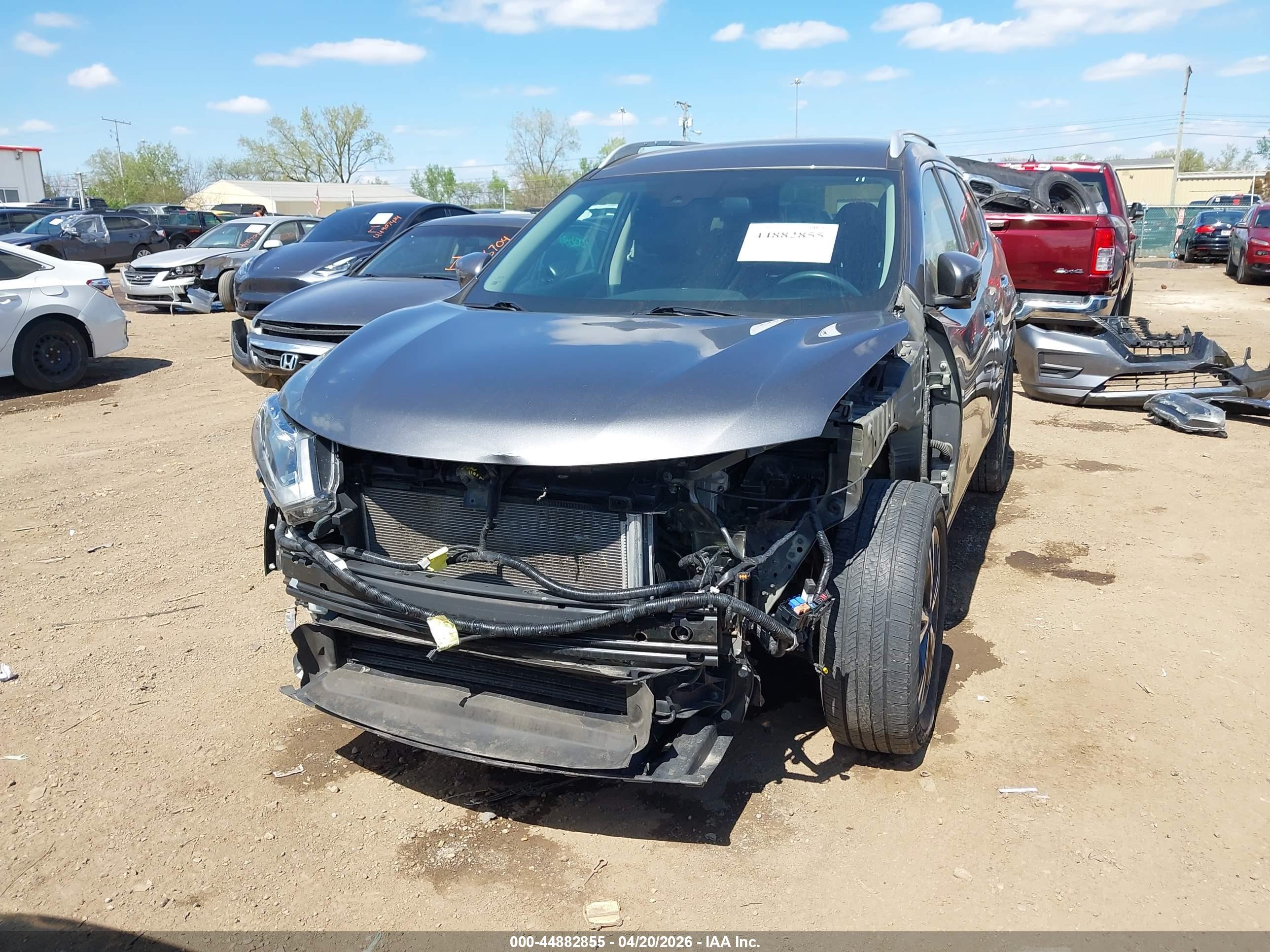 NISSAN ROGUE image 6