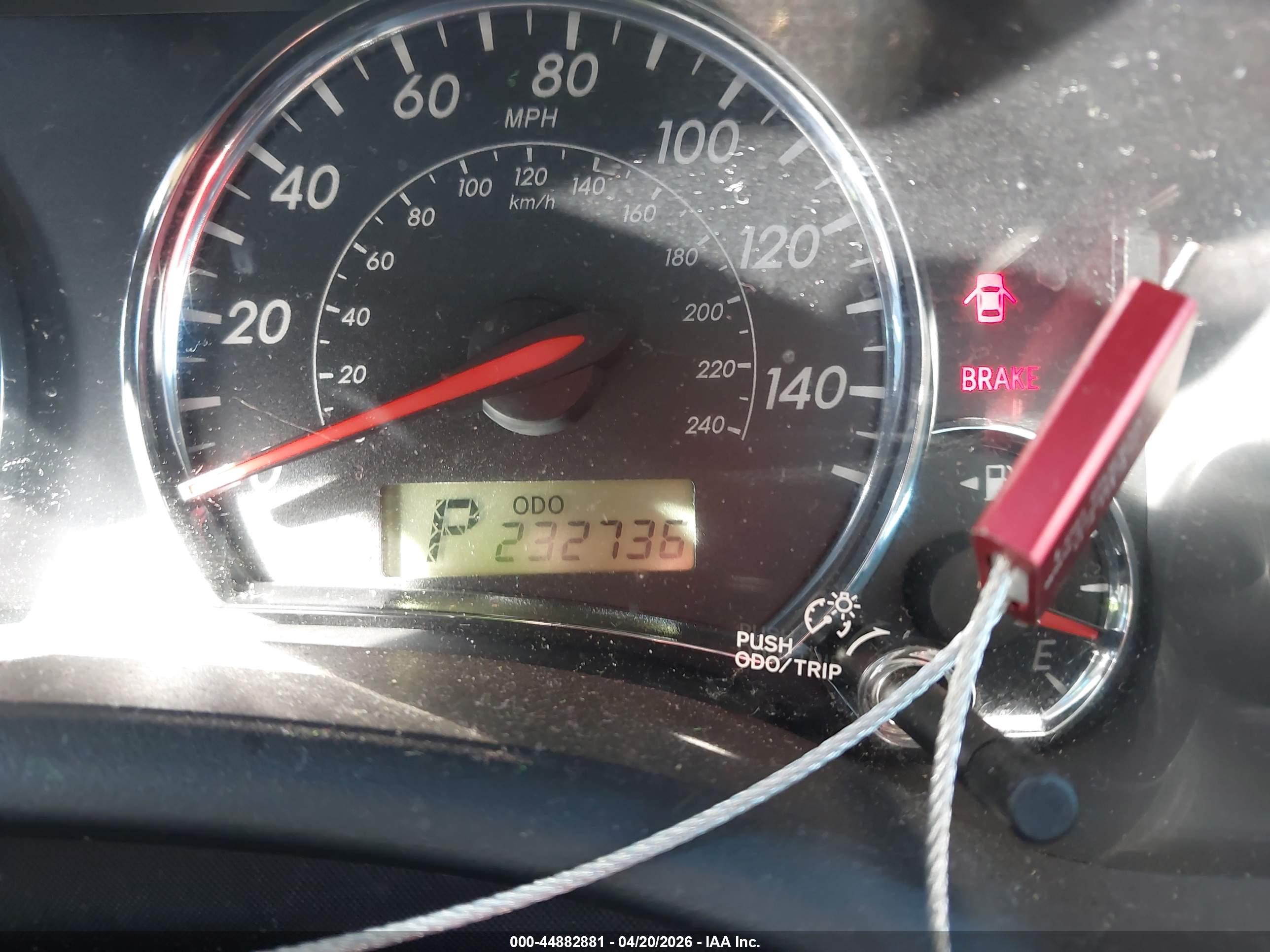TOYOTA COROLLA image 7