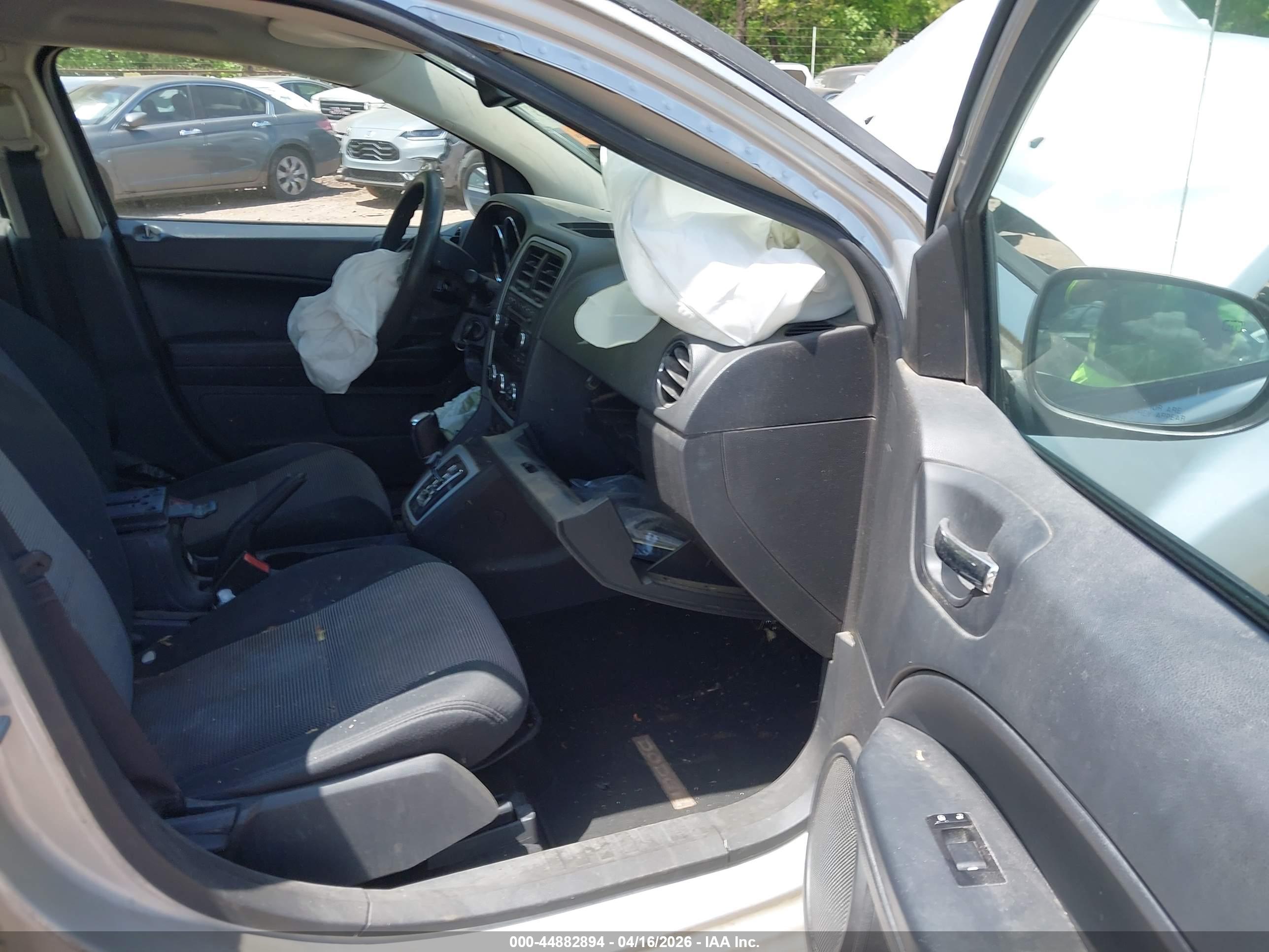 DODGE CALIBER image 5