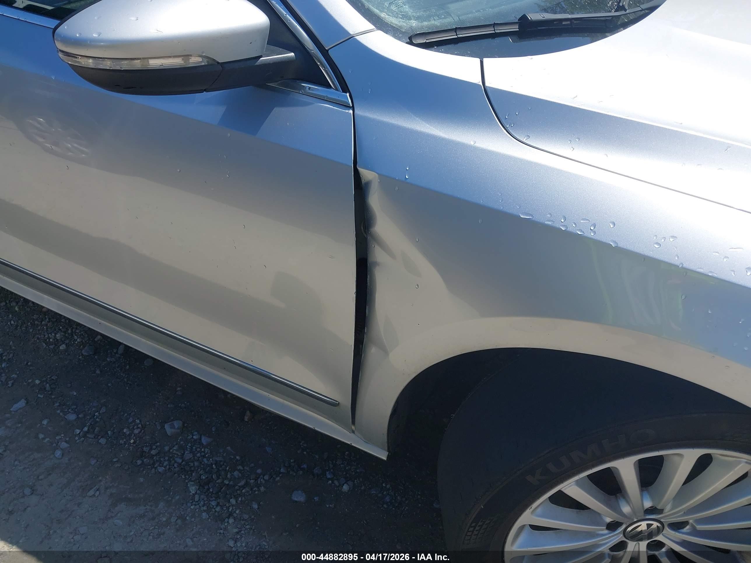 VOLKSWAGEN PASSAT image 6