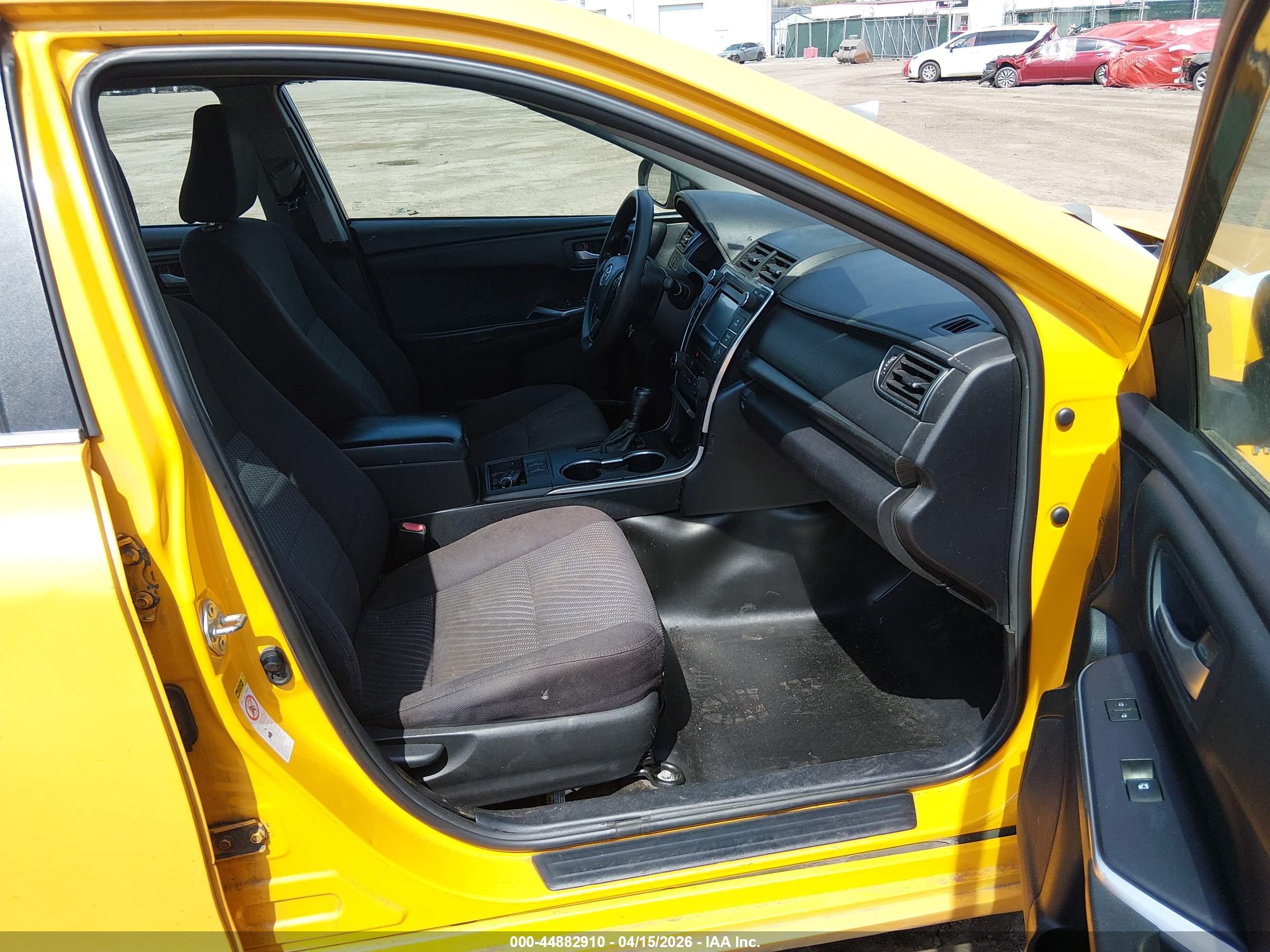 TOYOTA CAMRY image 5