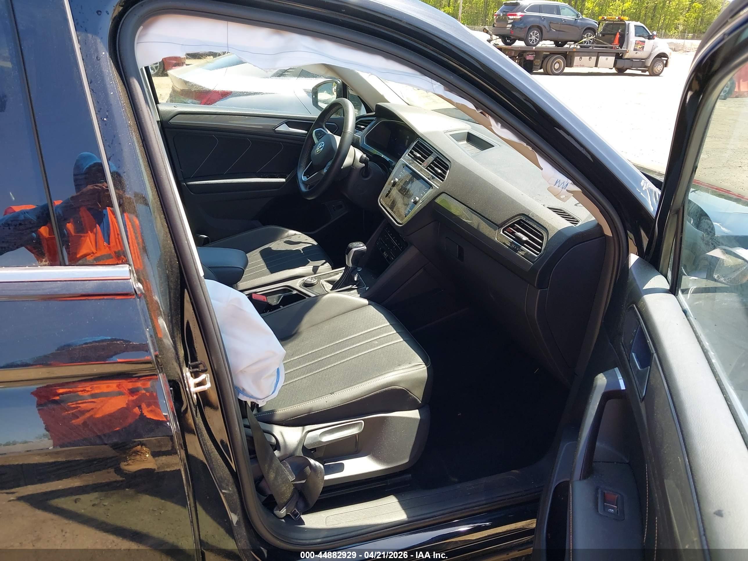 VOLKSWAGEN TIGUAN image 5