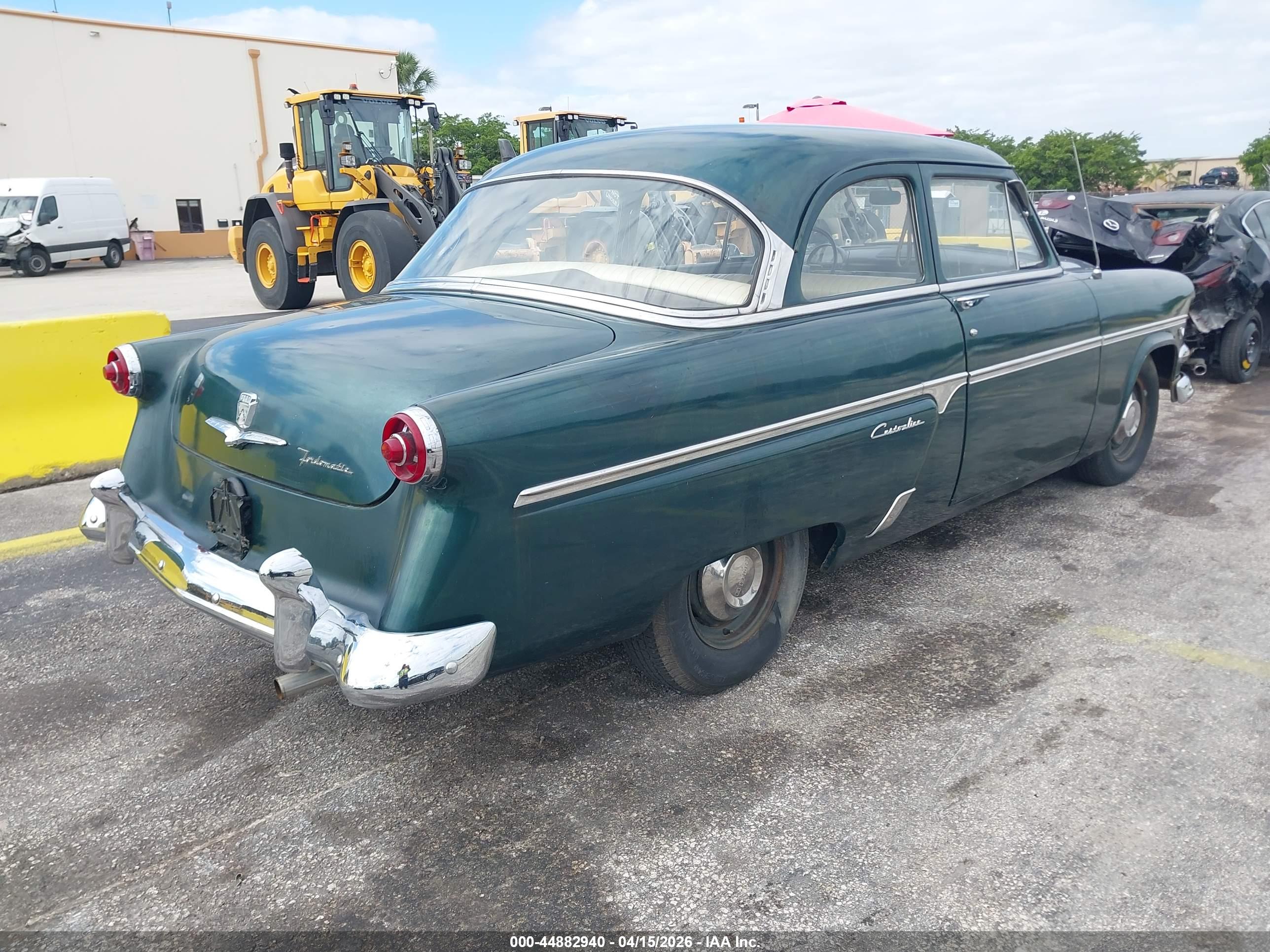 FORD CUSTOM image 4