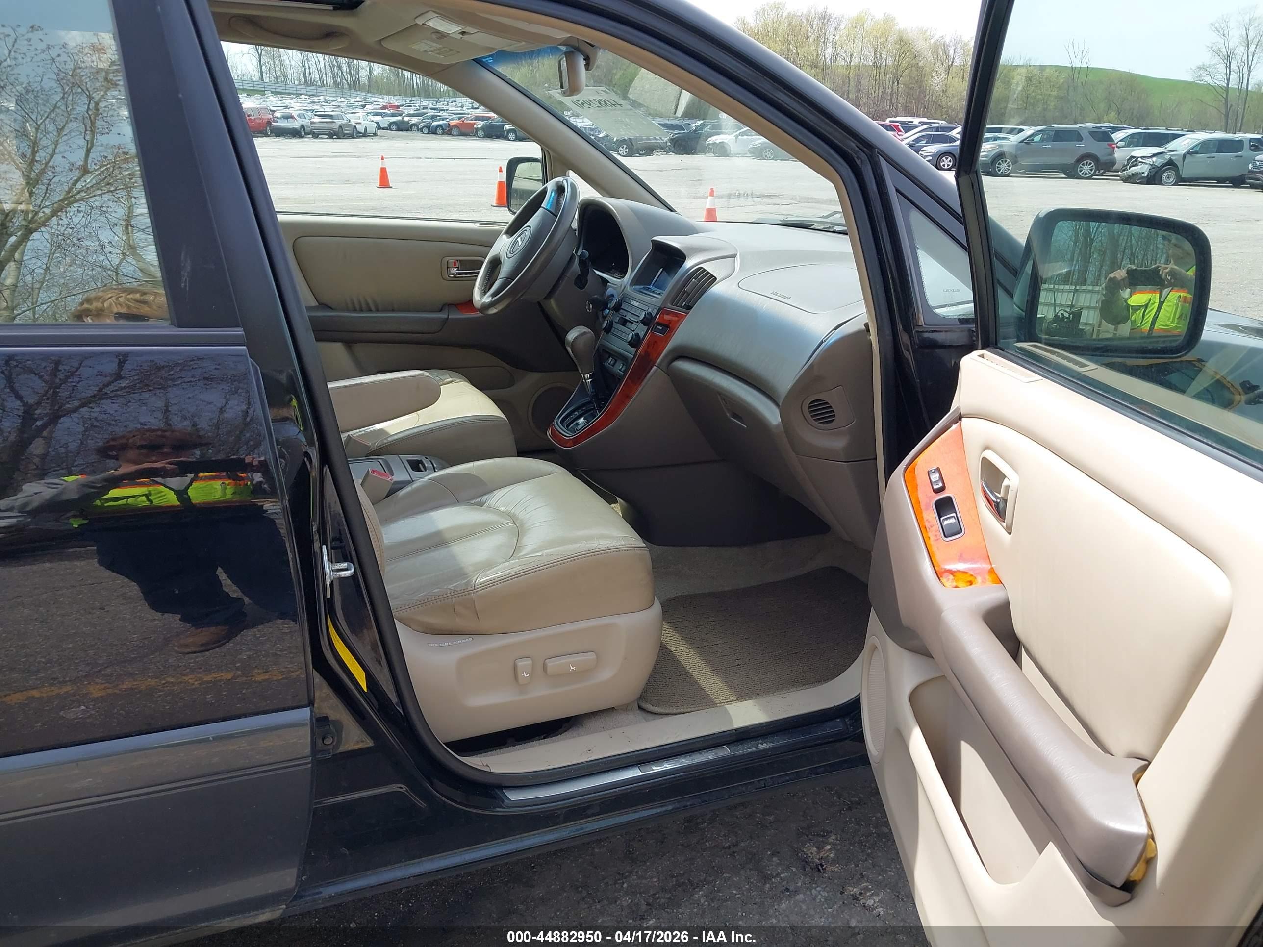 LEXUS RX image 5