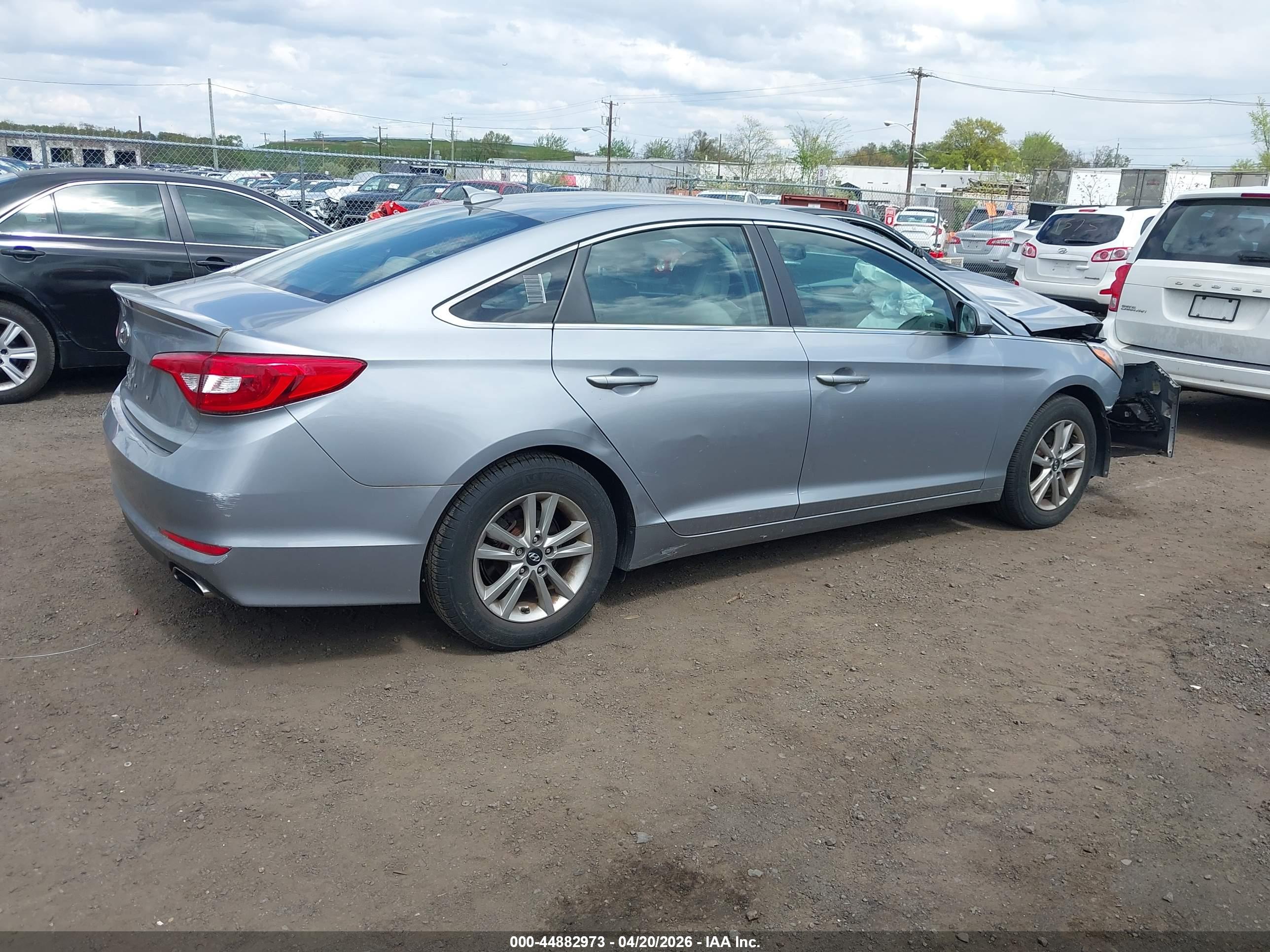 HYUNDAI SONATA image 4