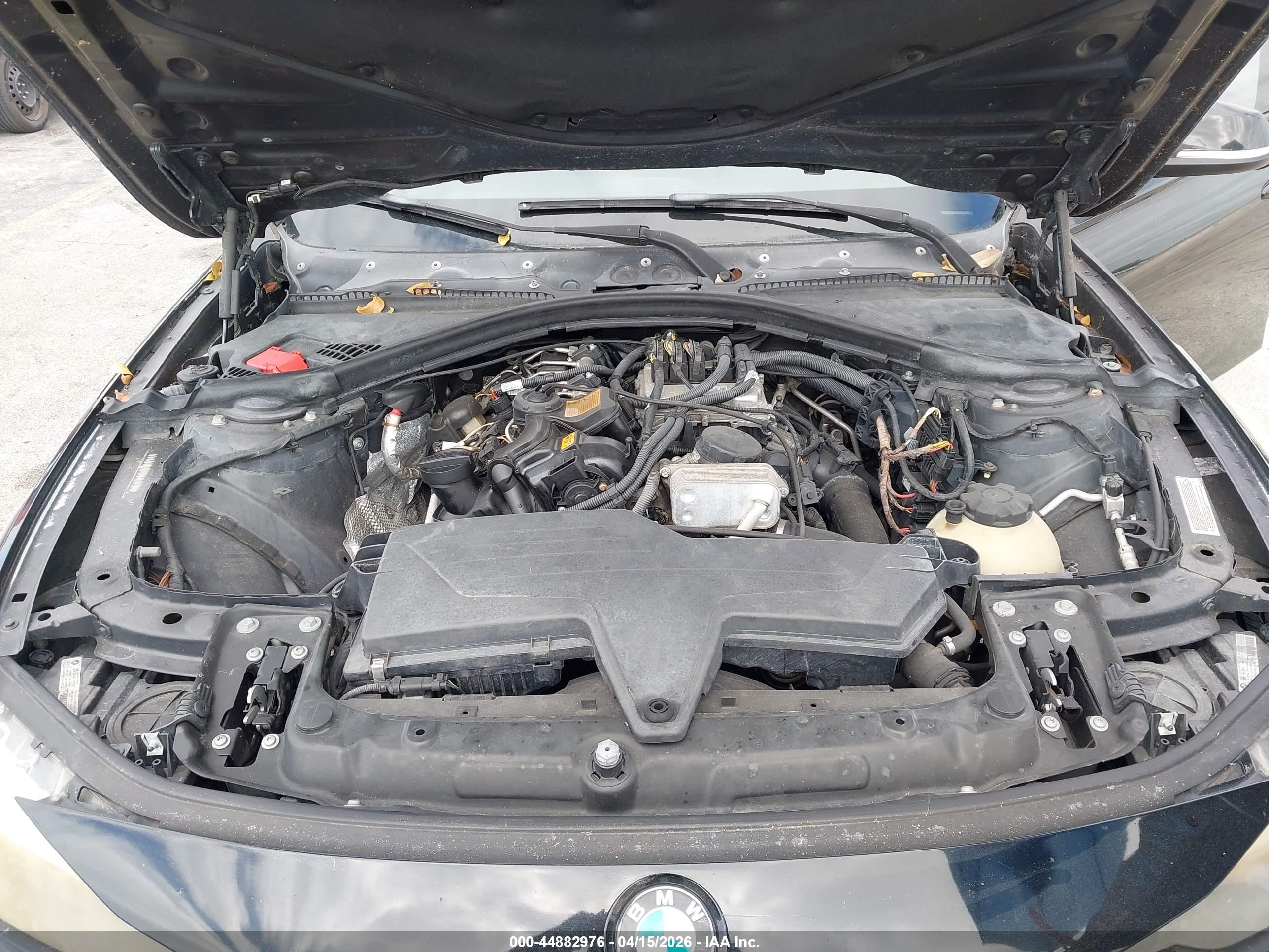 BMW 328I image 10