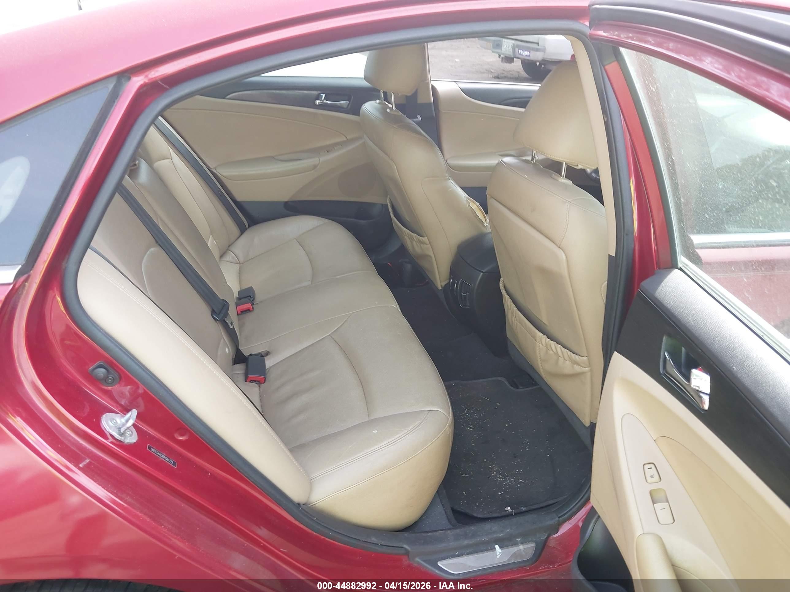 HYUNDAI SONATA image 8