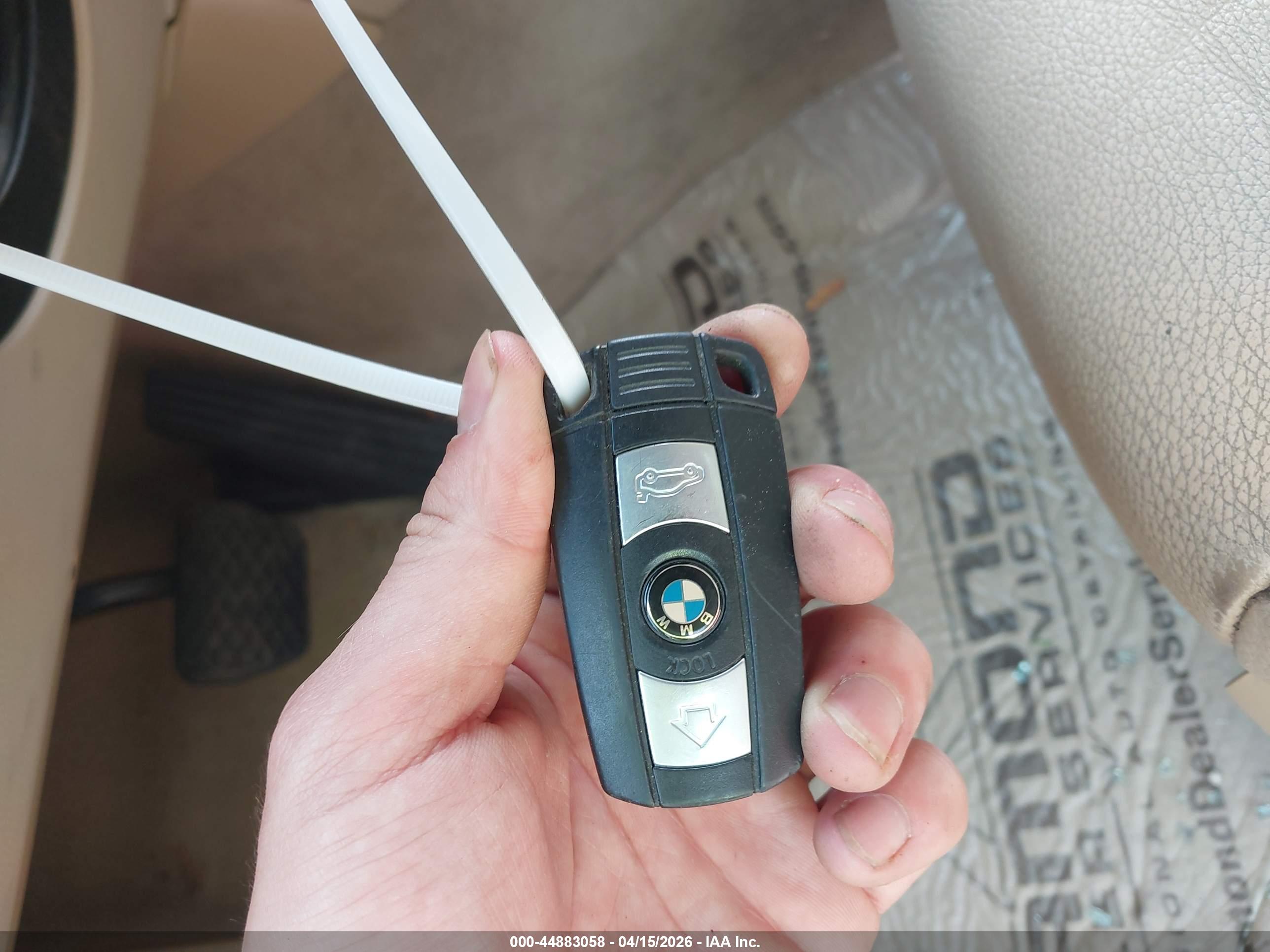 BMW 328I image 11