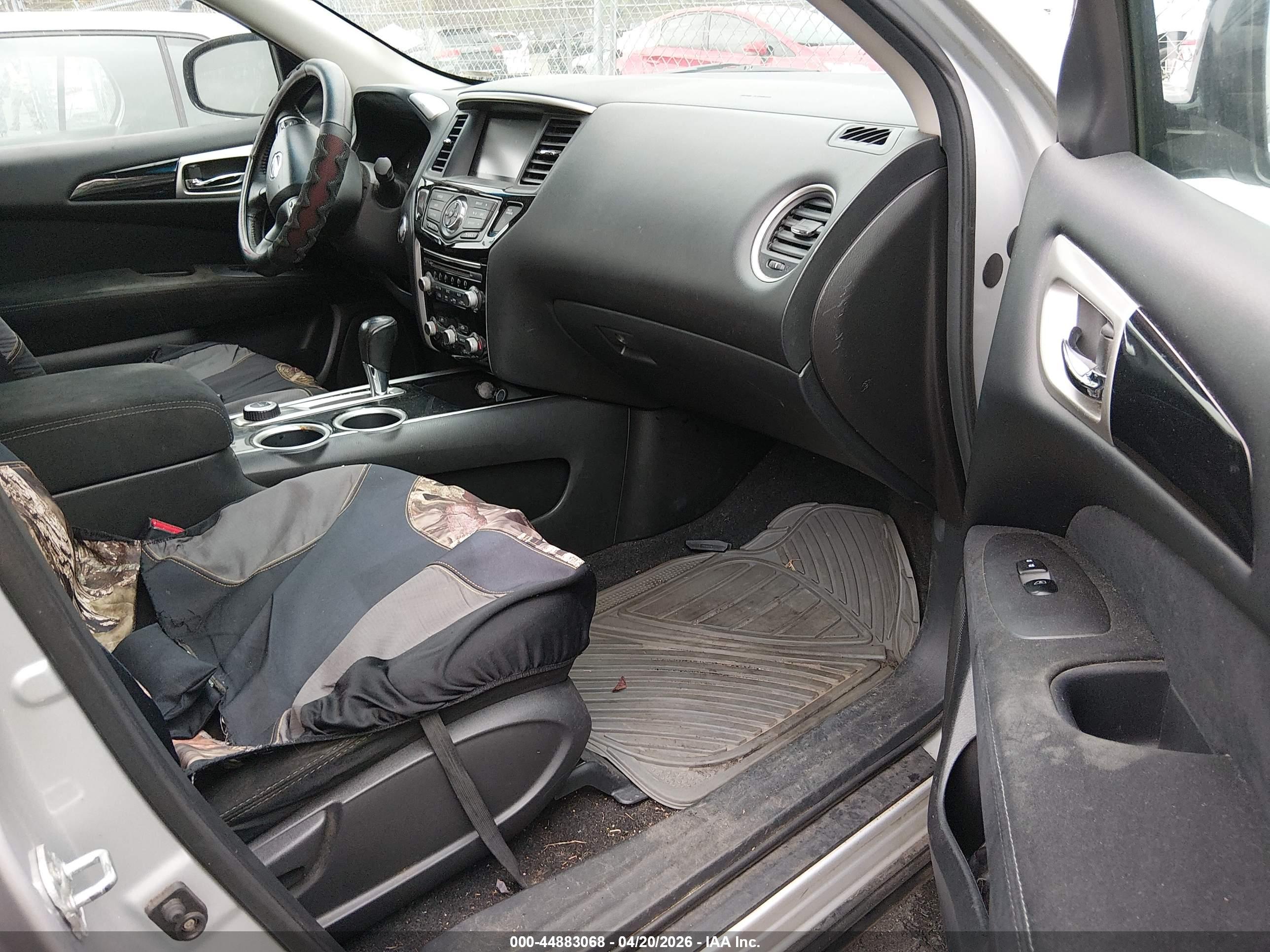 NISSAN PATHFINDER image 5