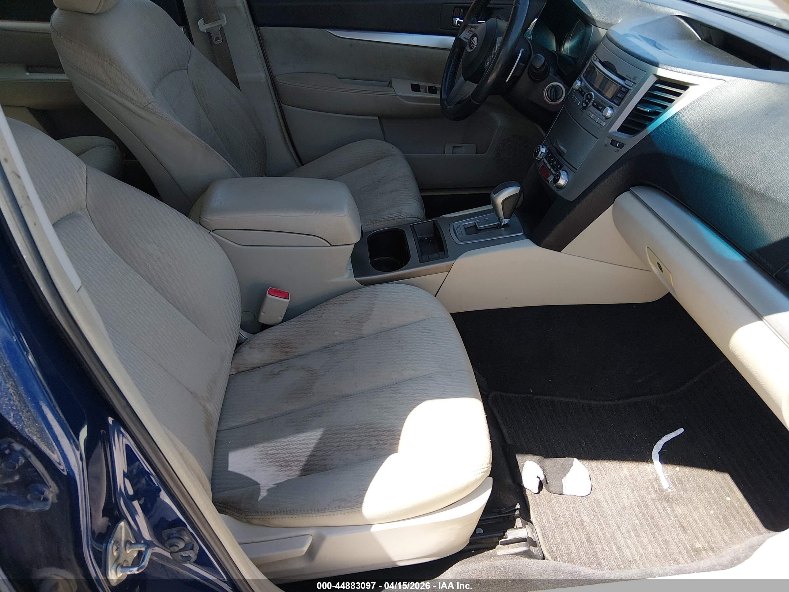 SUBARU LEGACY image 5