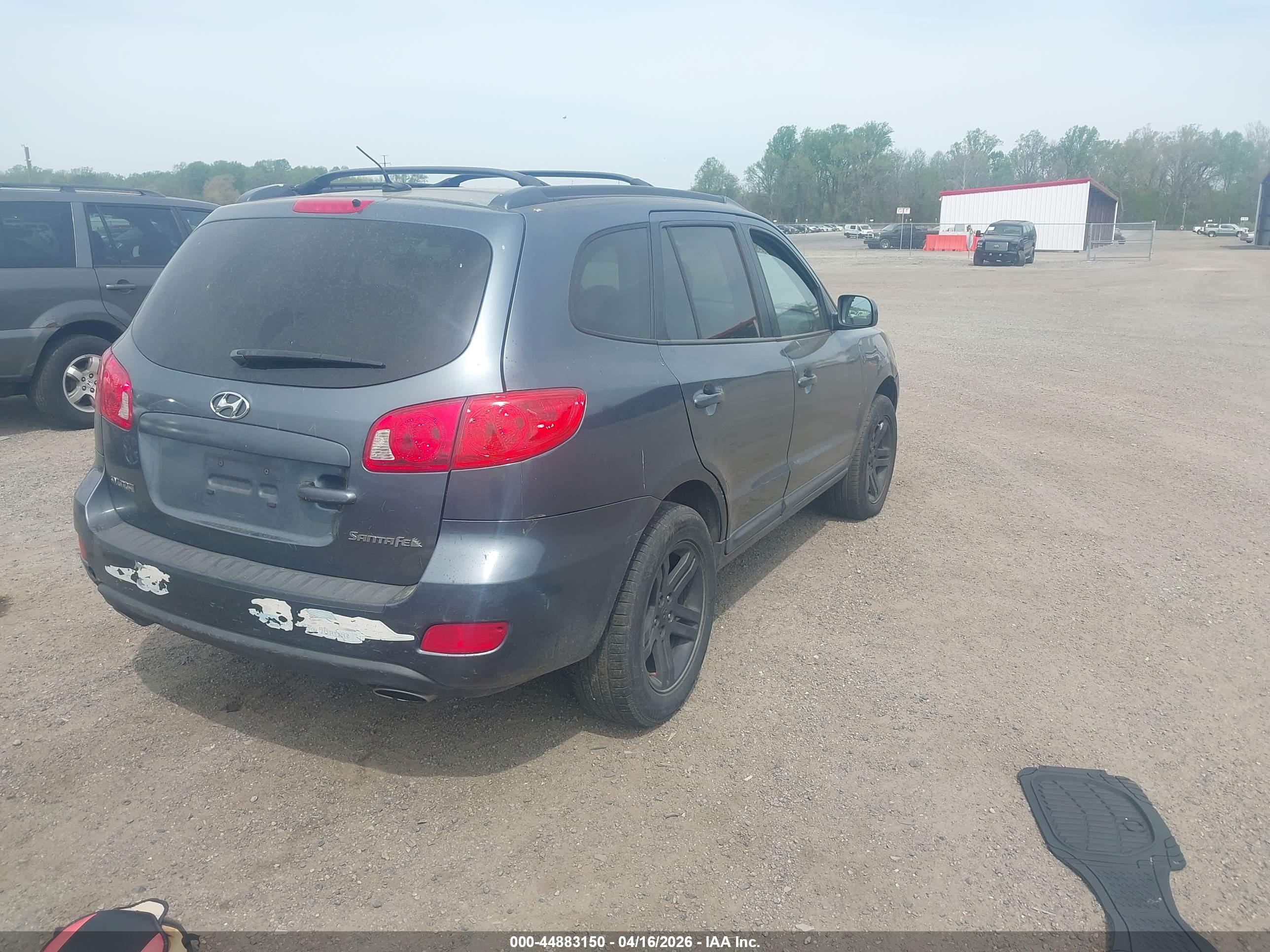 HYUNDAI SANTA image 4