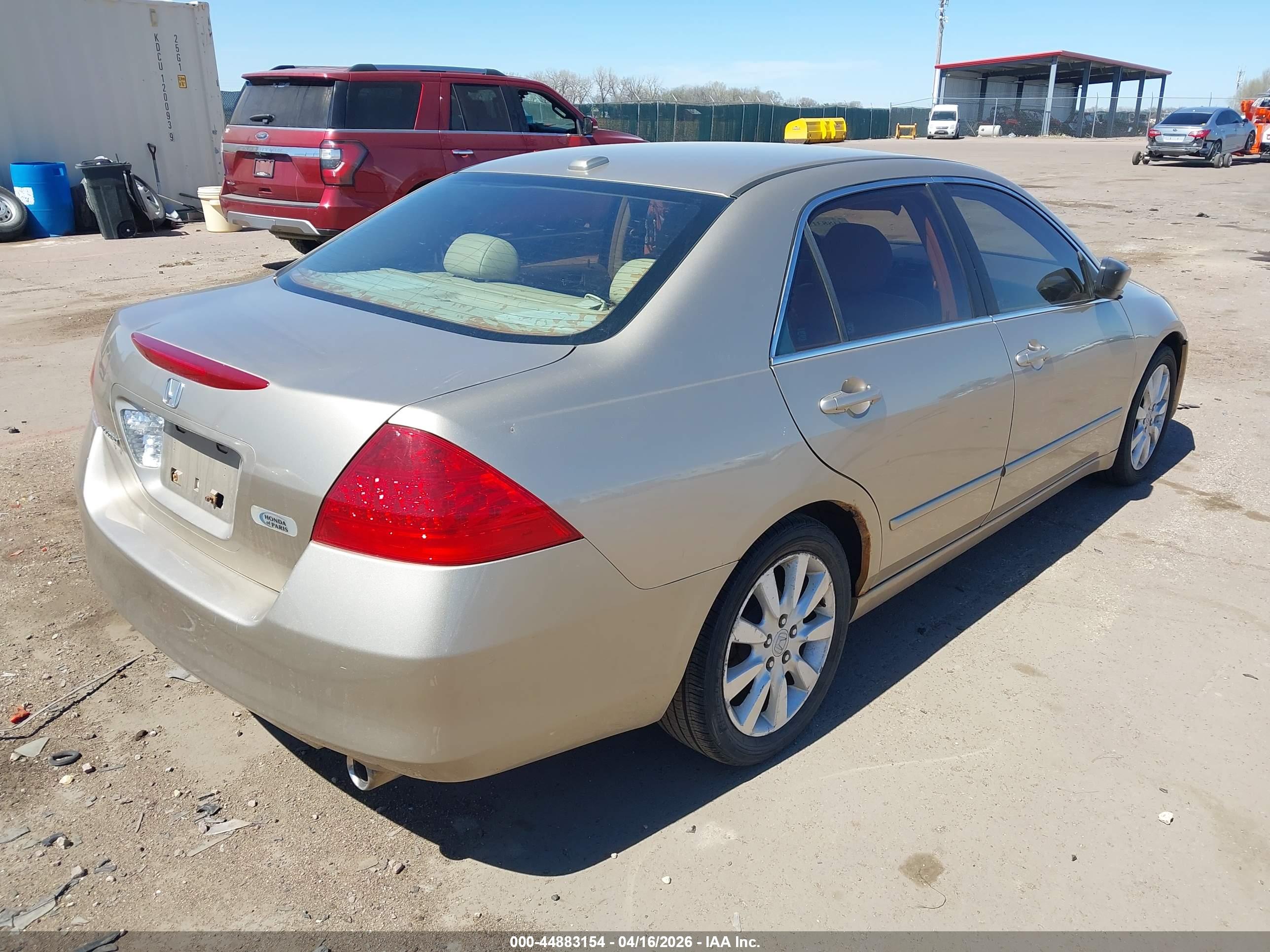 HONDA ACCORD image 4