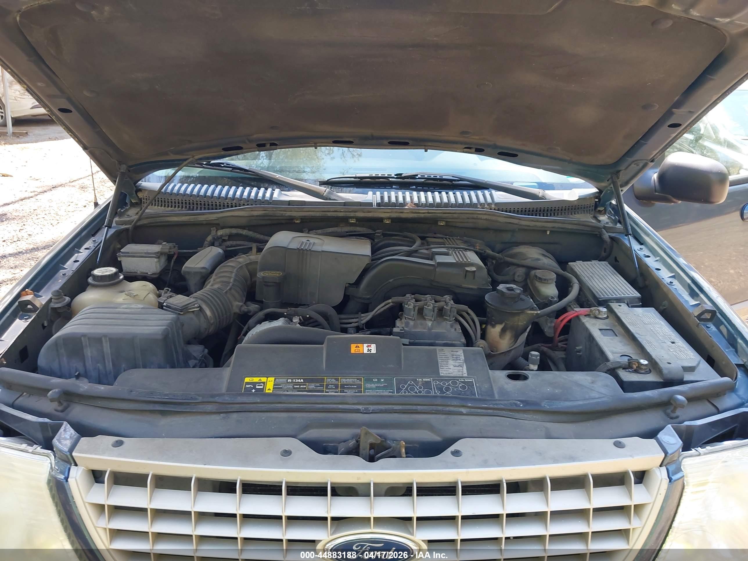 FORD EXPLORER image 10