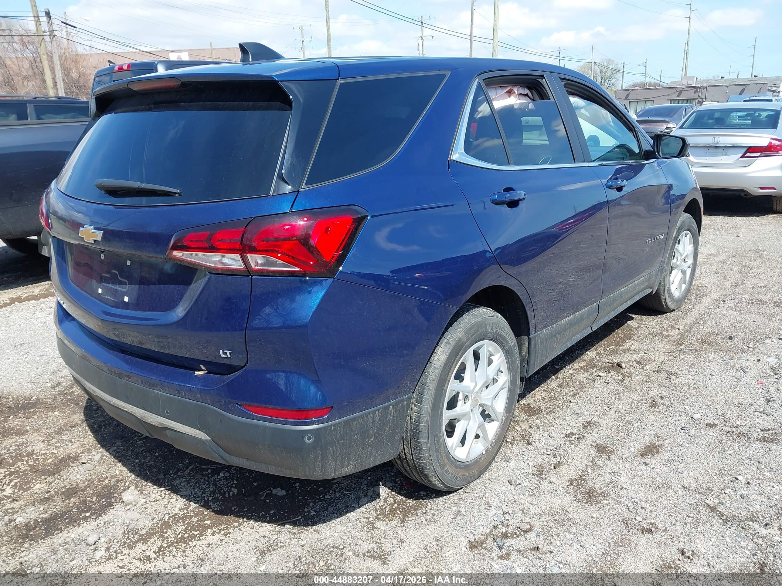 CHEVROLET EQUINOX image 4