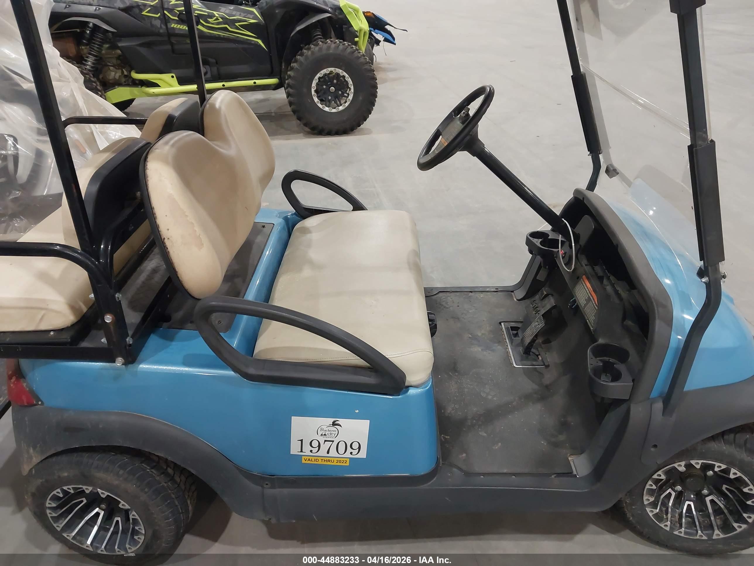 CLUB CAR image 5