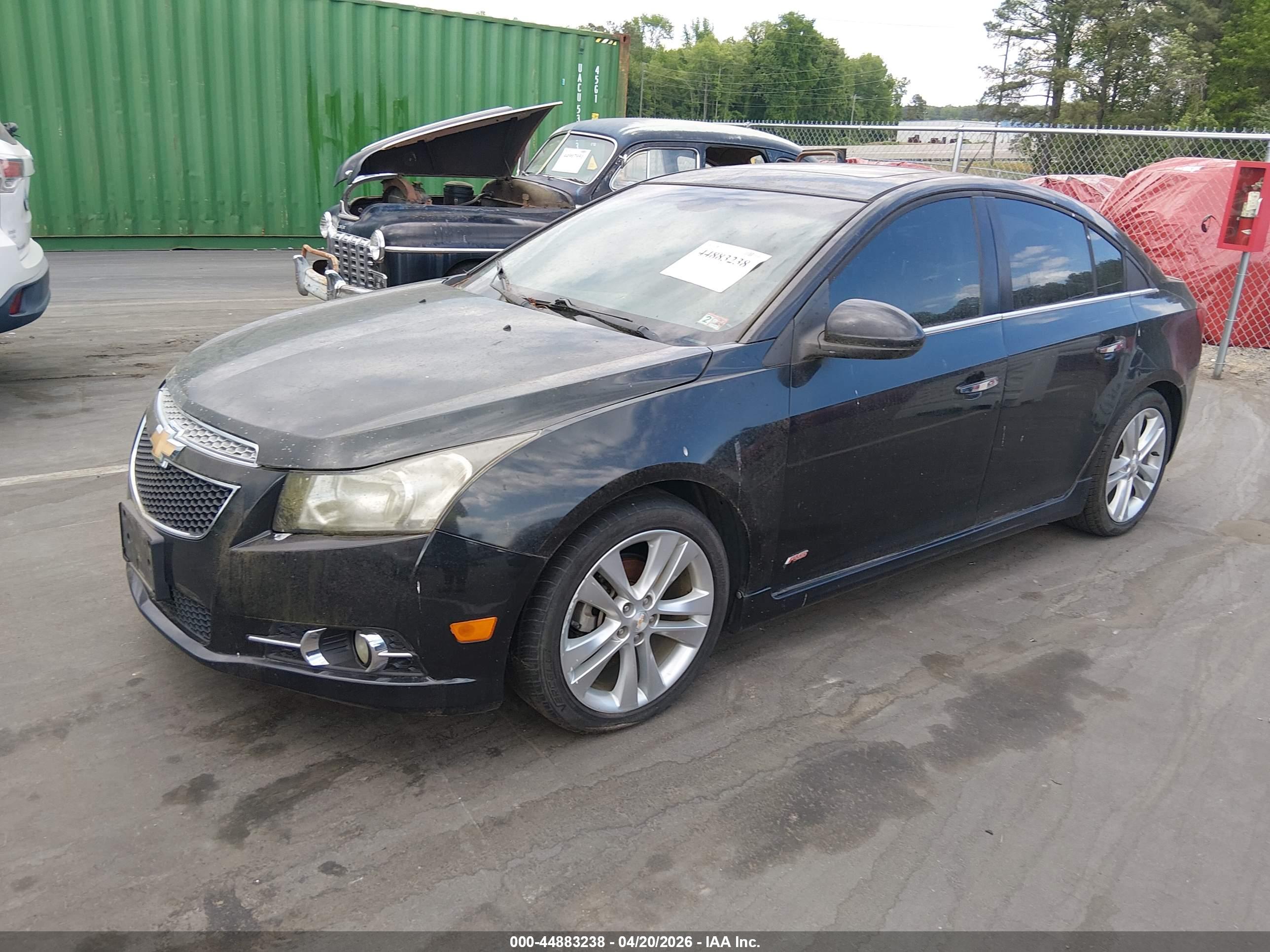 CHEVROLET CRUZE image 2