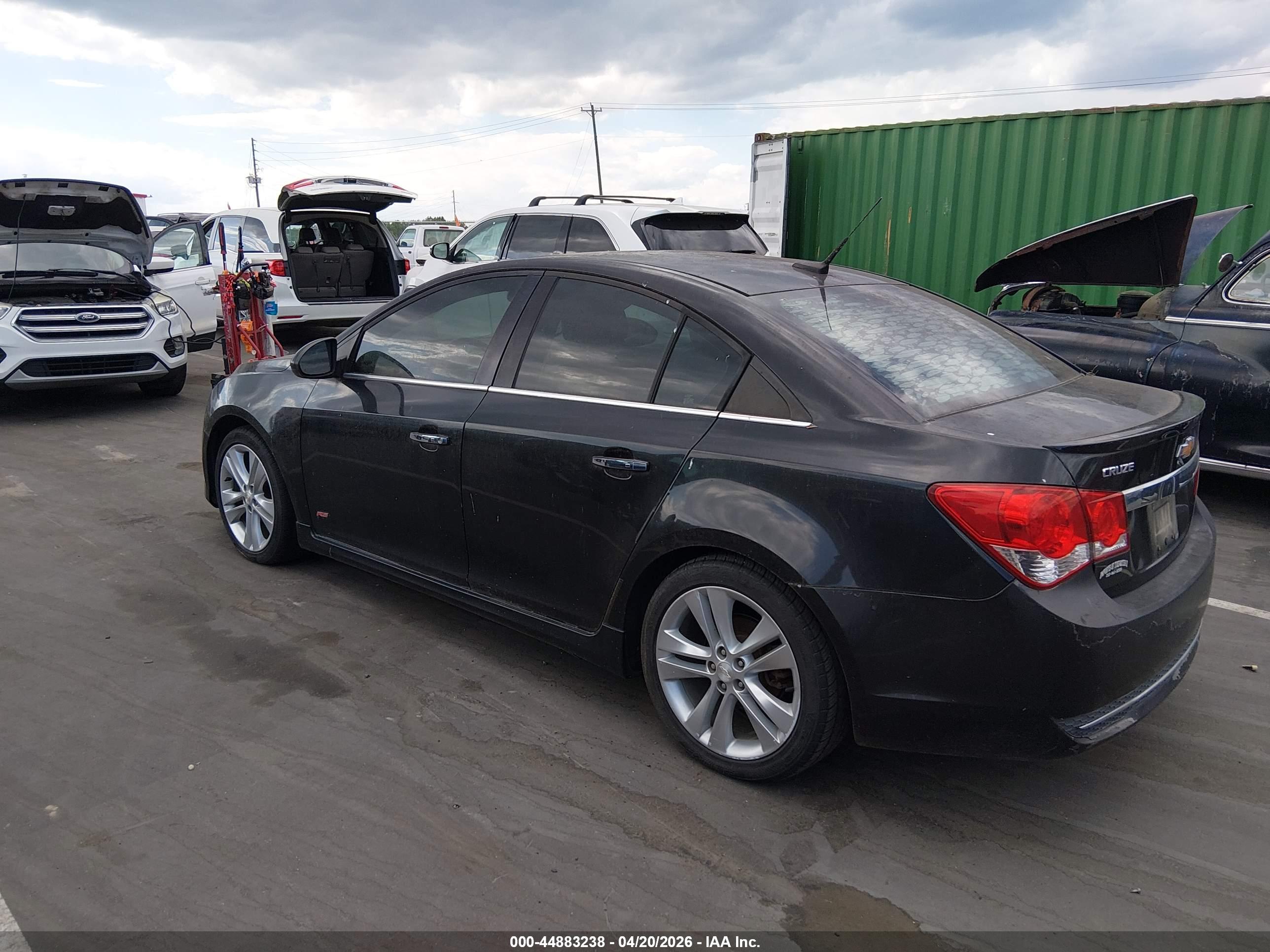 CHEVROLET CRUZE image 3