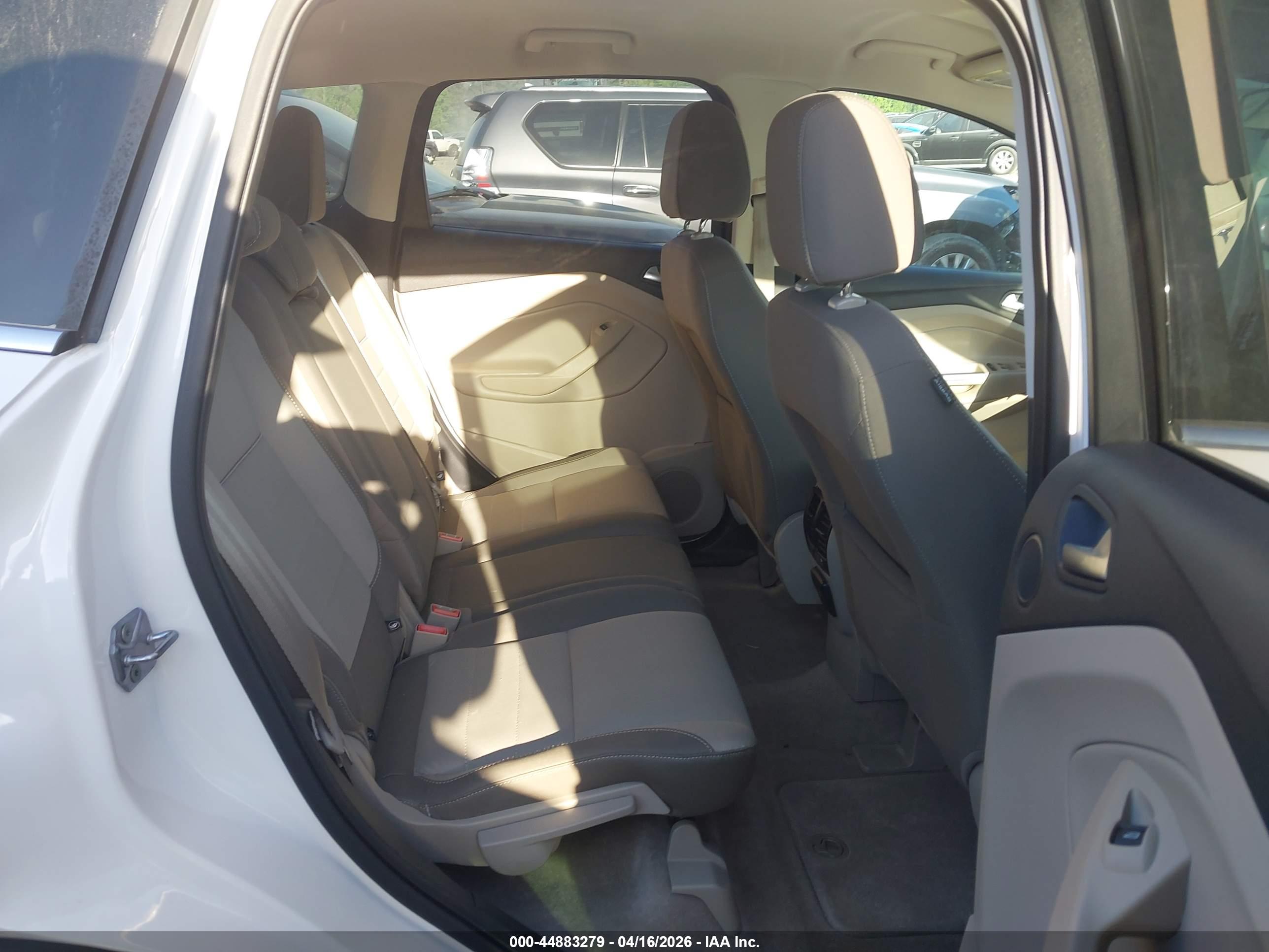 FORD ESCAPE image 8