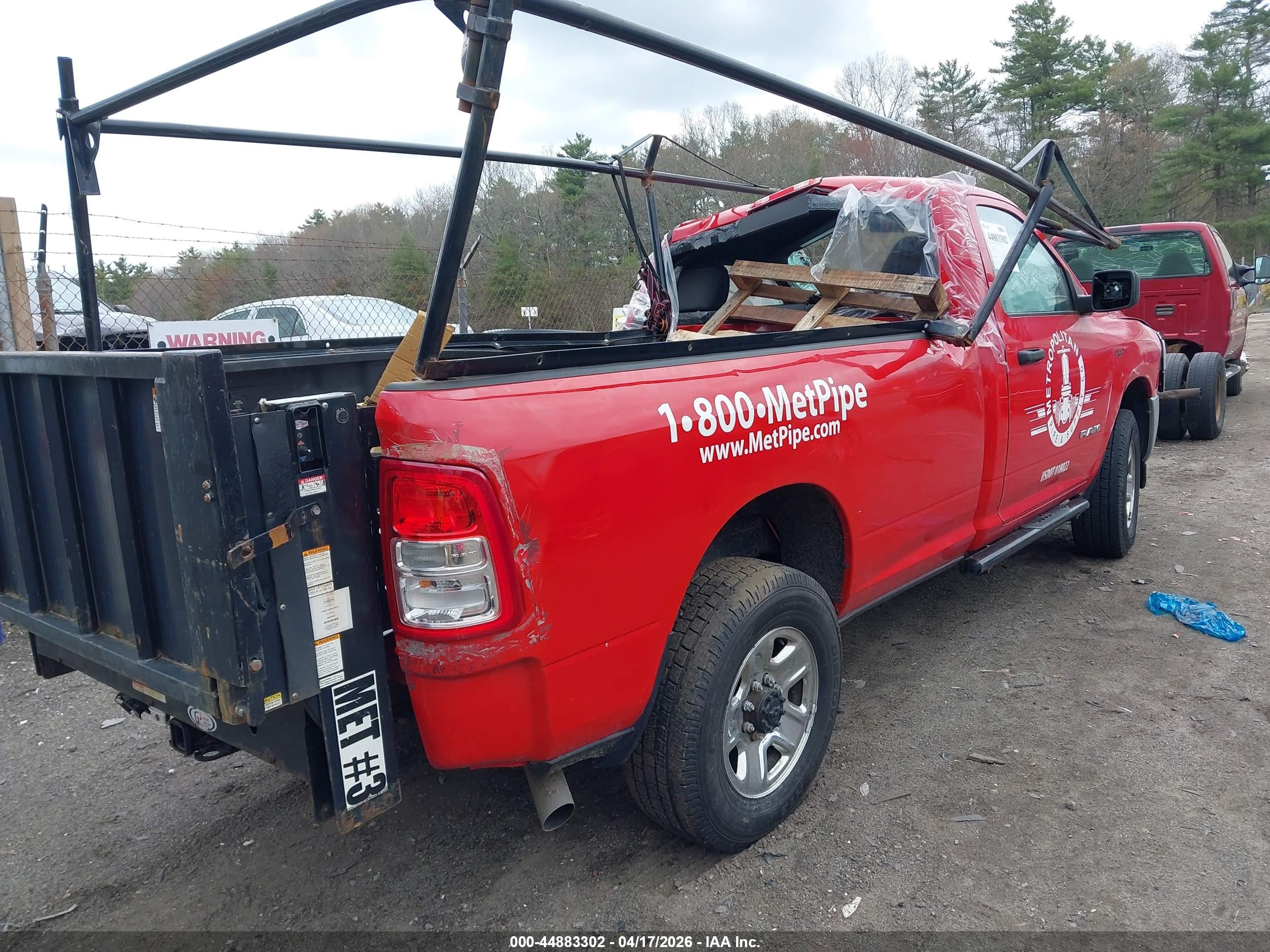 RAM 2500 image 4