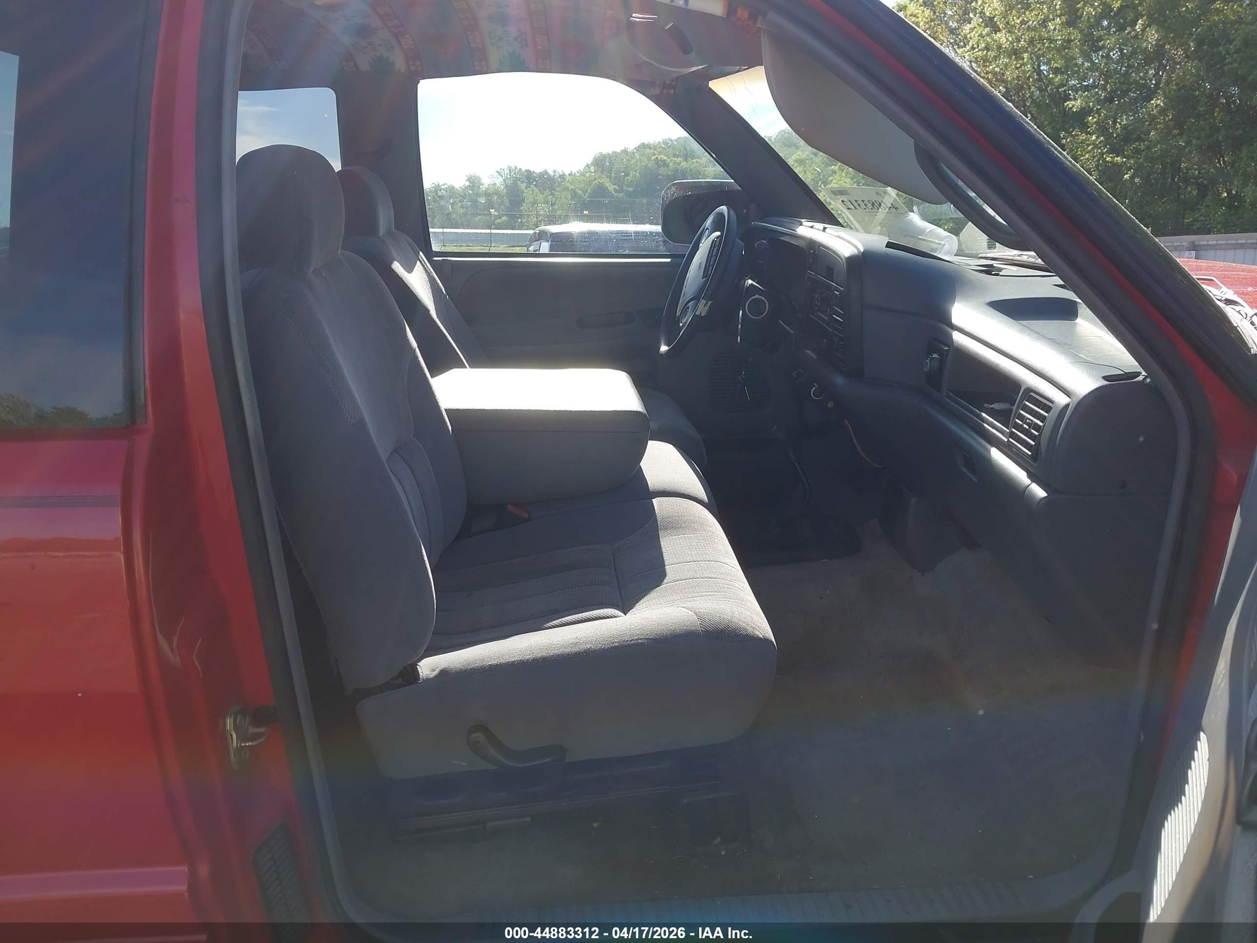 DODGE RAM image 5