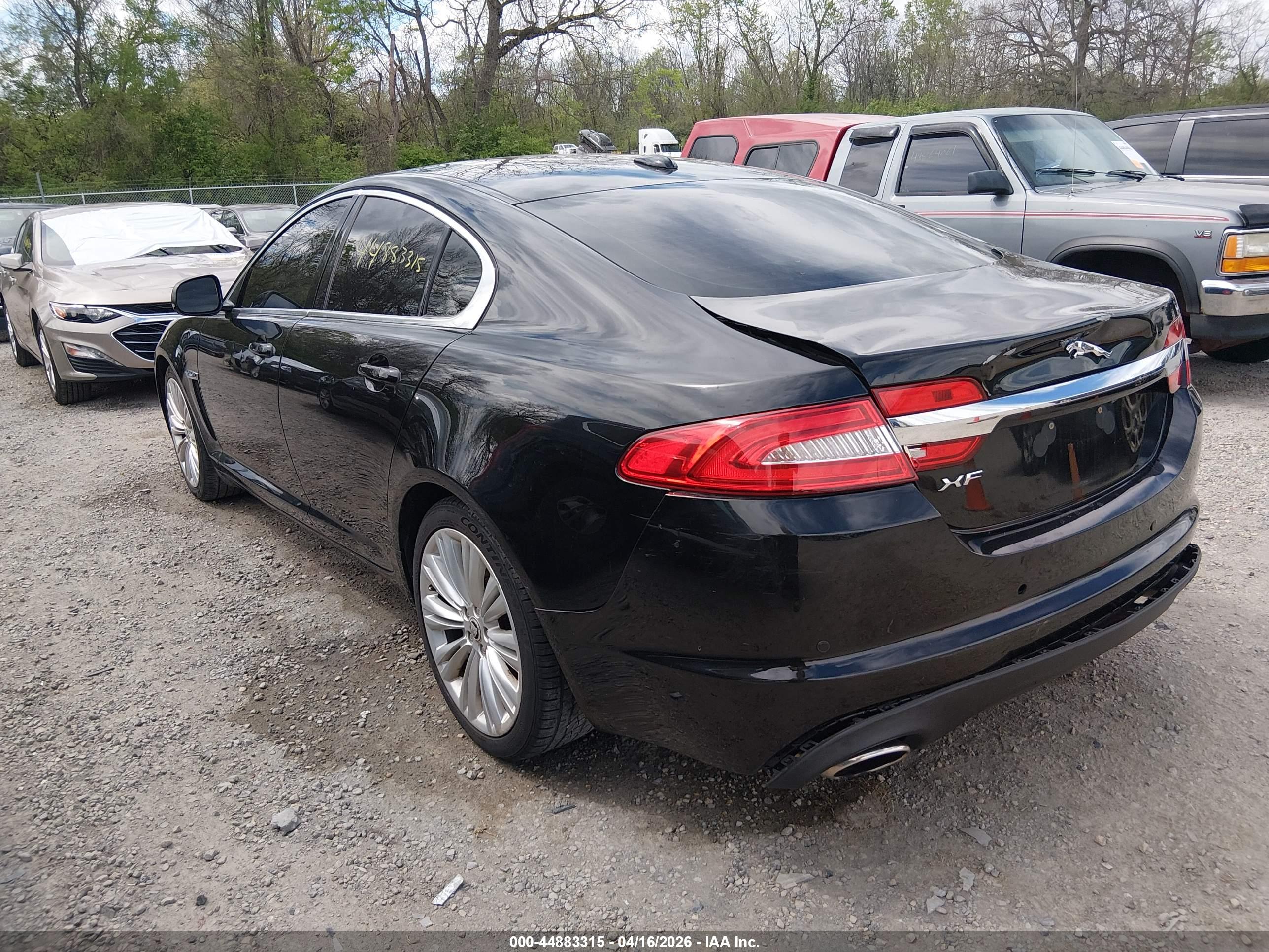 JAGUAR XF image 3